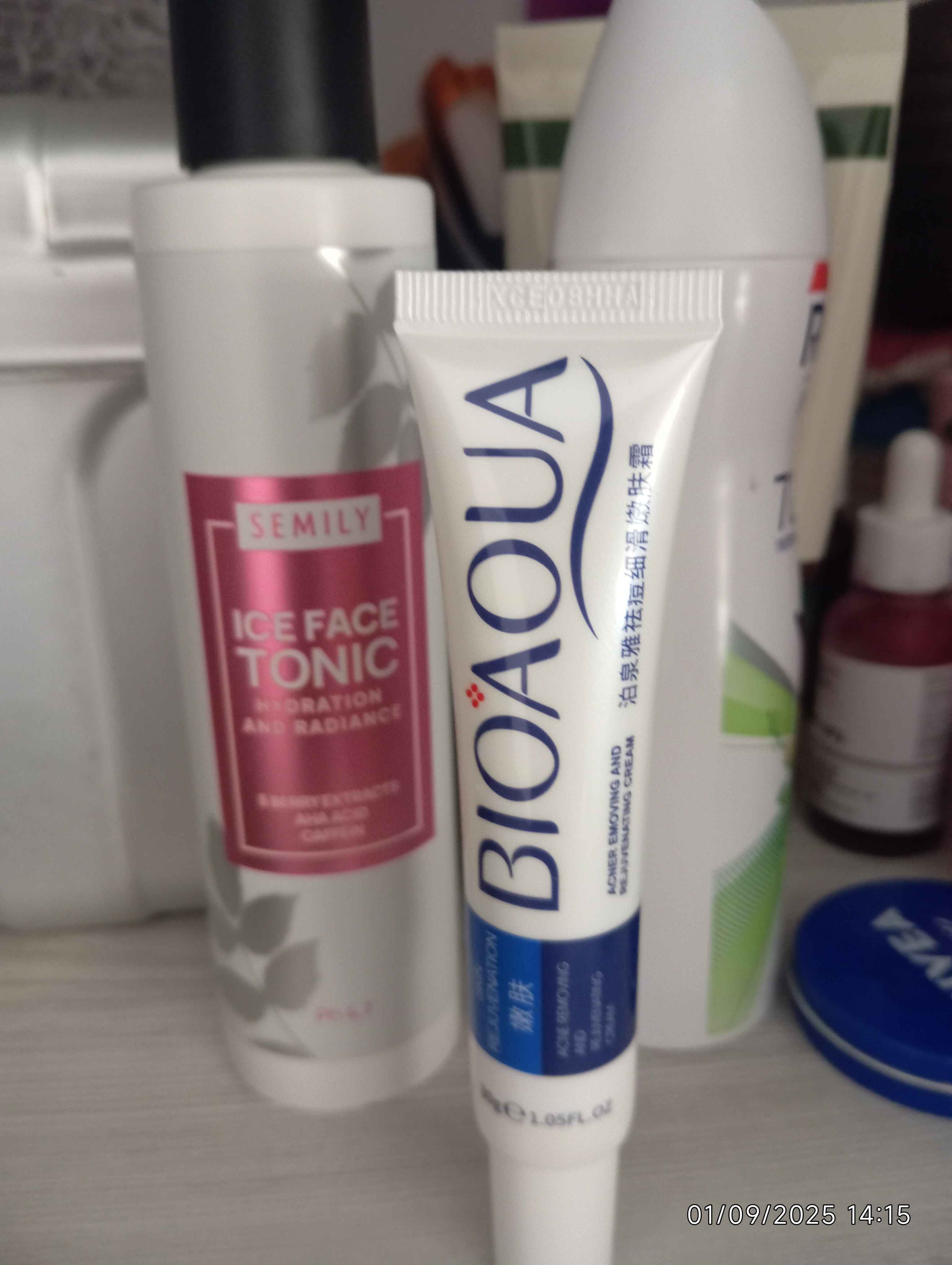 Крем от прыщей акне и черных точек BIOAQUA концентрированный, с салициловой кислотой