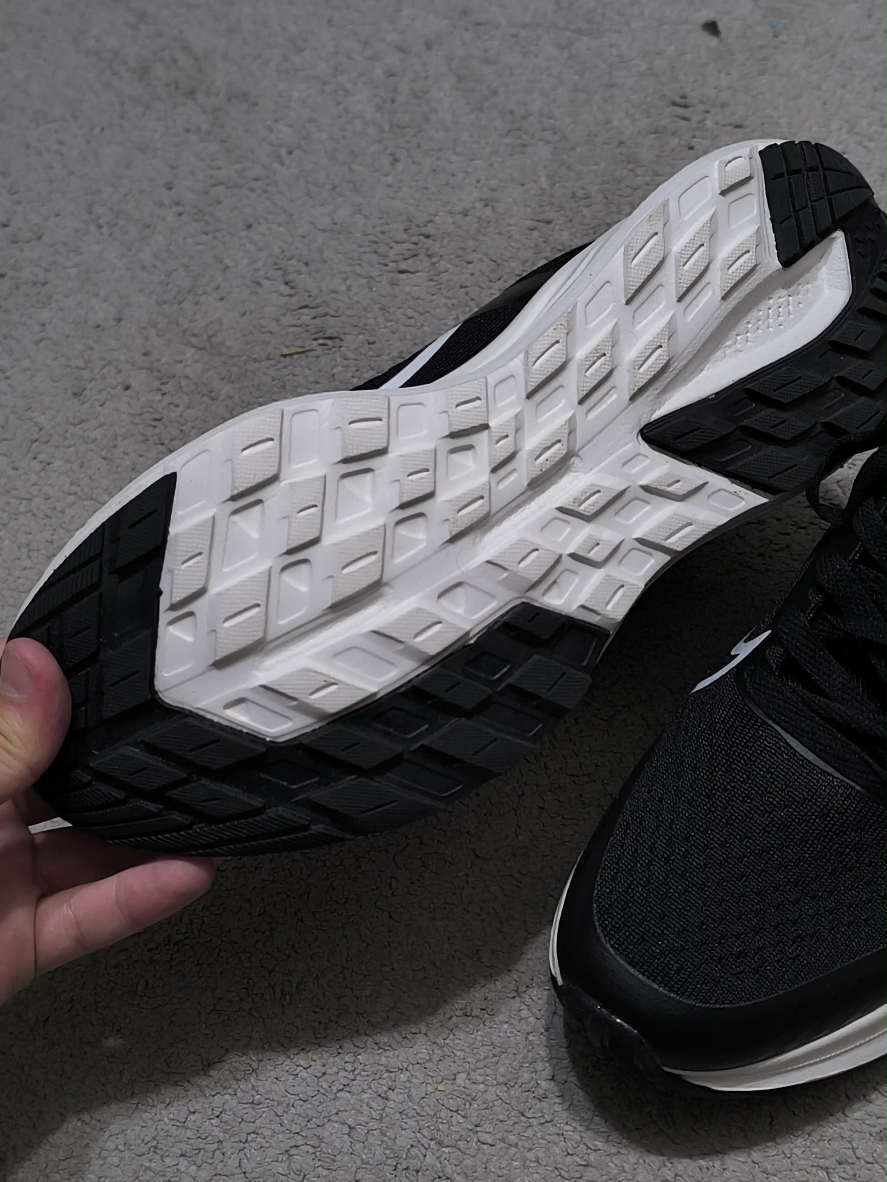 Erkaklar, ayollar o'smirlar krossovkalari Nike Zoom, sport uchun, zal uchun, 40–44