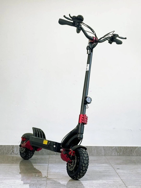 Elektrosamokat Drongo DG-06, qora