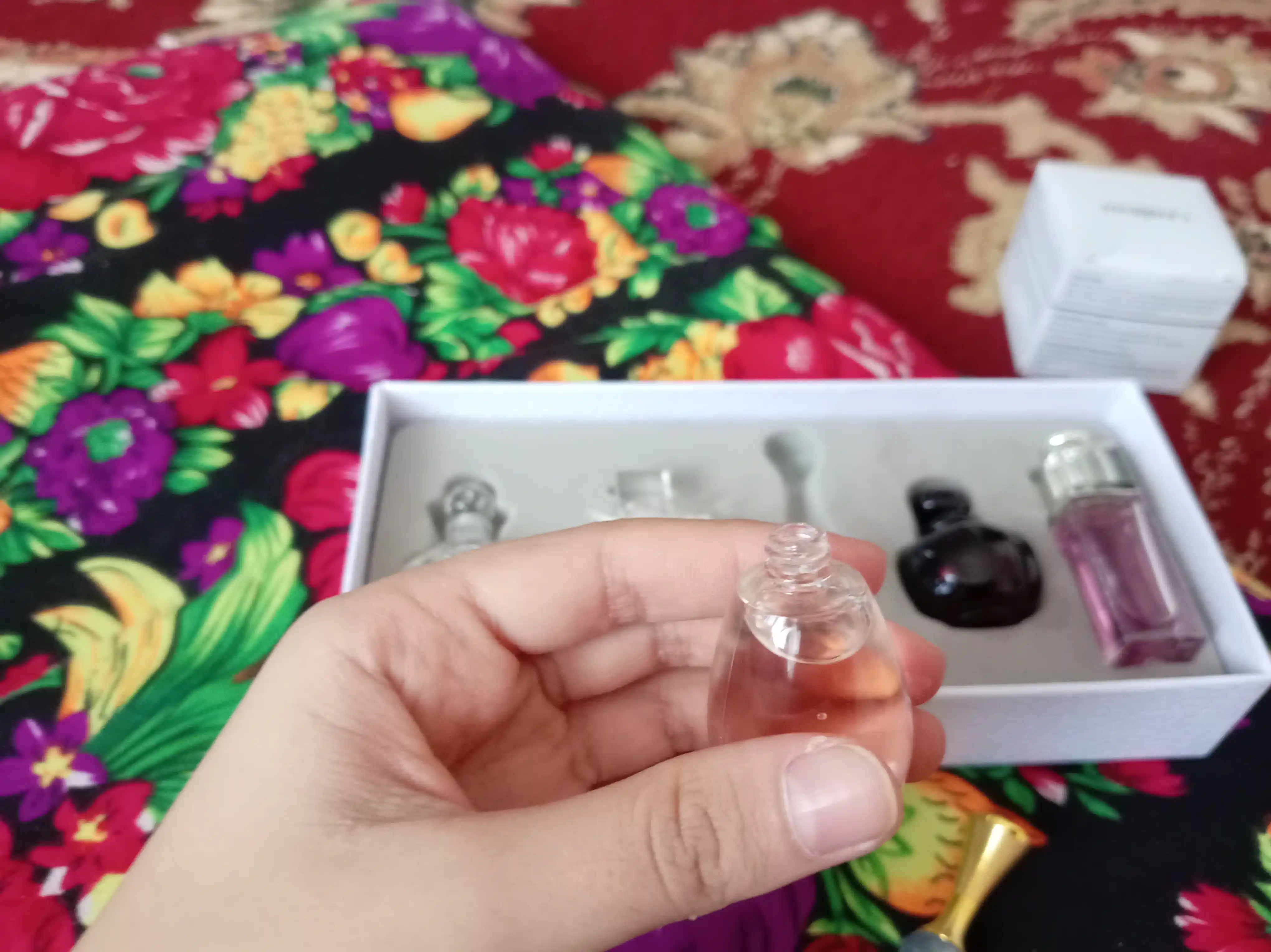 Dior Les Parfums Miniature Set, ayollar uchun atir to'plami