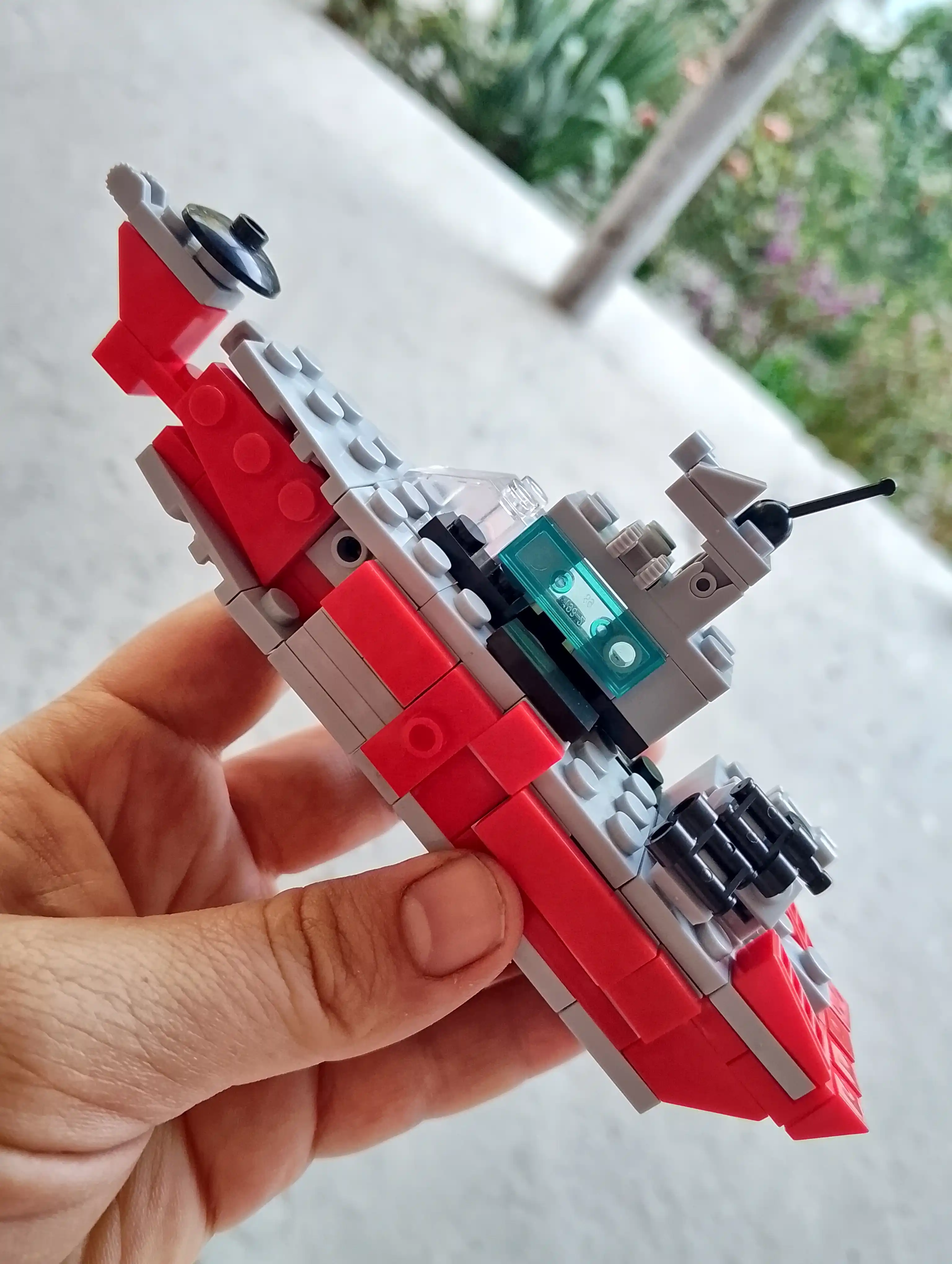 8 ta 1 da konstruktorlar "Harbiy flot va kema" Lego bilan mos keladi
