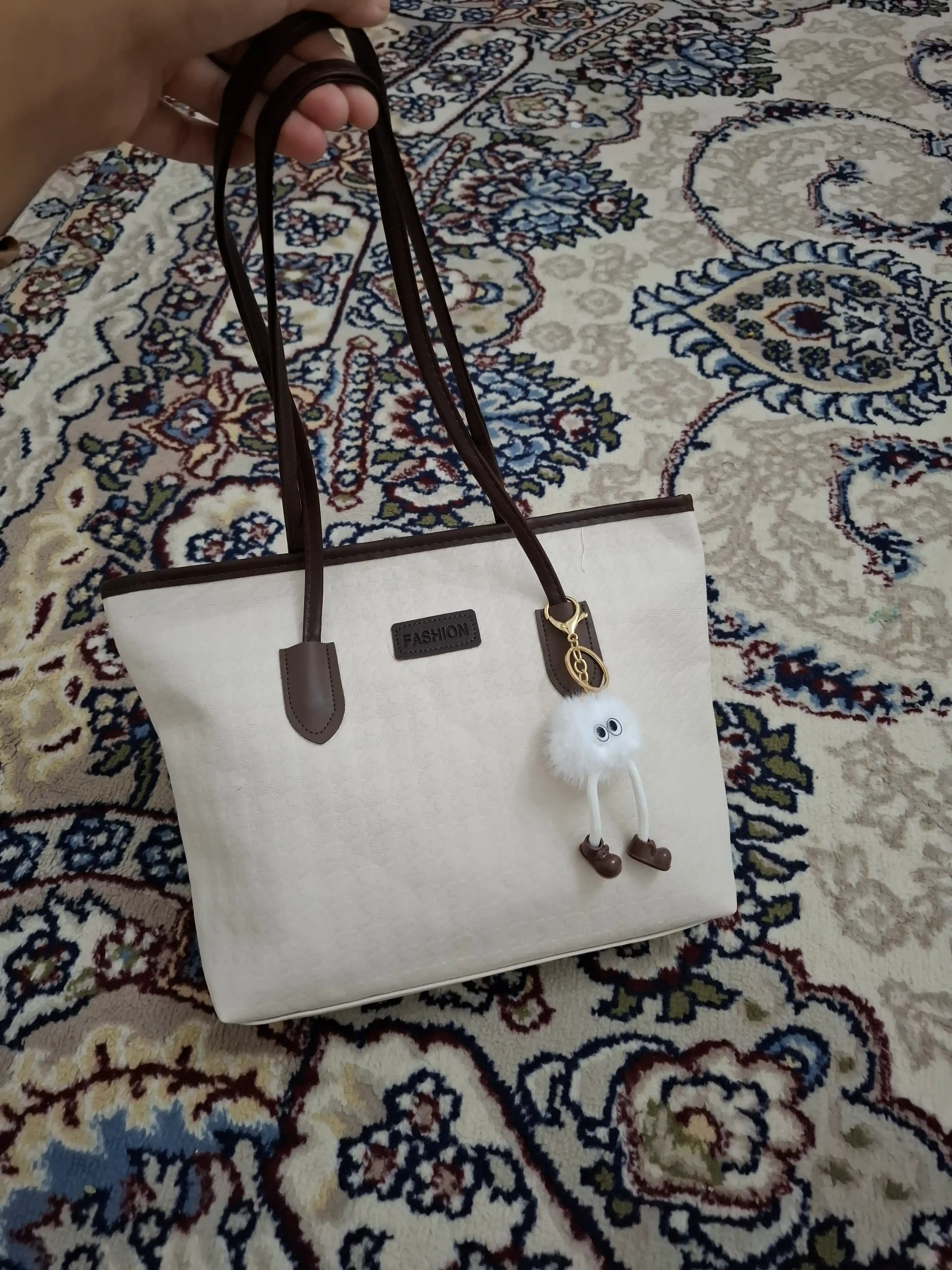 Ayollar sumkasi, shopper, yelkama, kundalik, sig'imli, ish va o'qish uchun A4, ekocharm