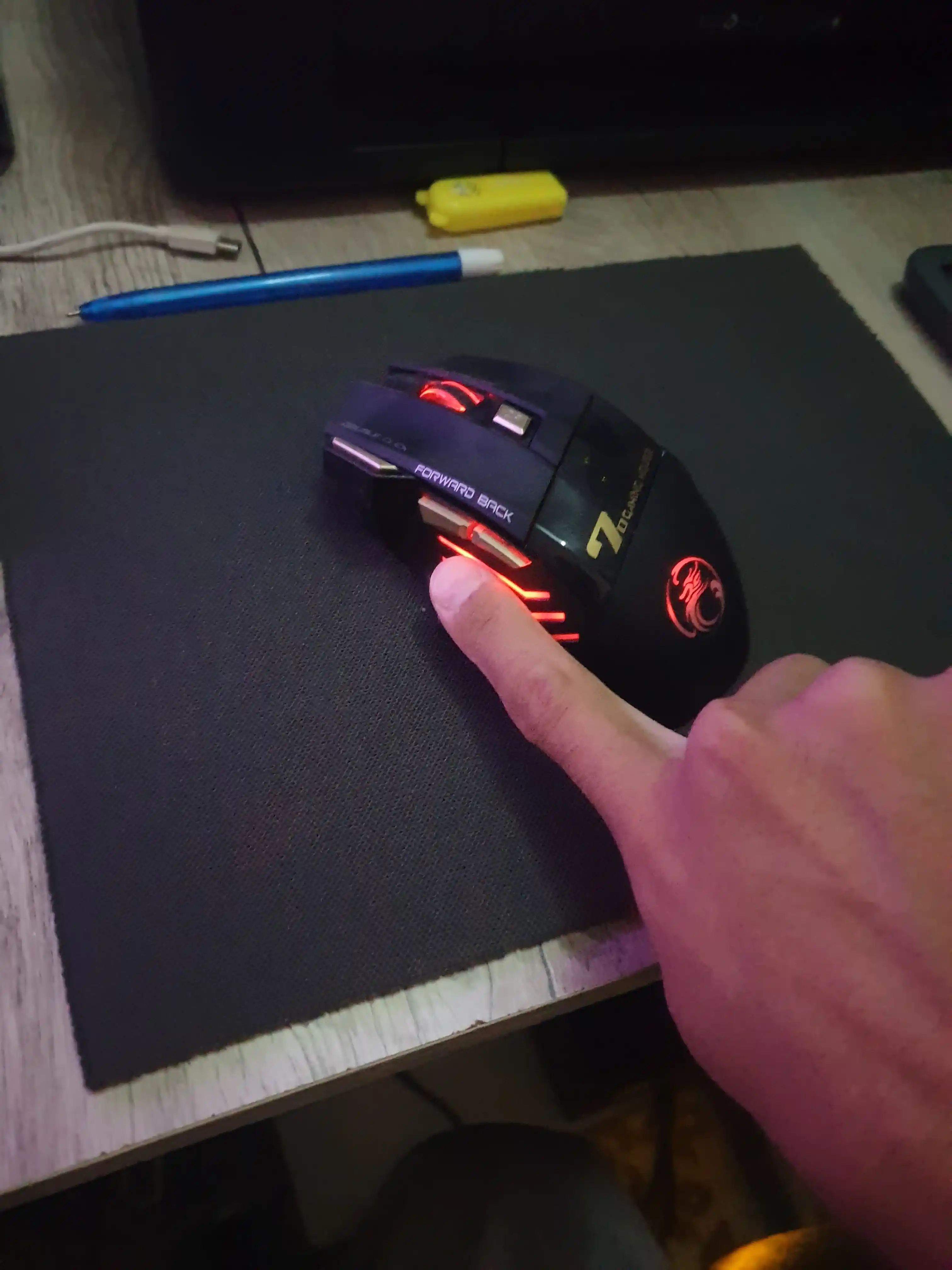 Simsiz, Shovqinsiz o‘yin sichqoncha, iMICE GW-X7, RGB yoritgichli, DPI 3200, 7 ta tugma