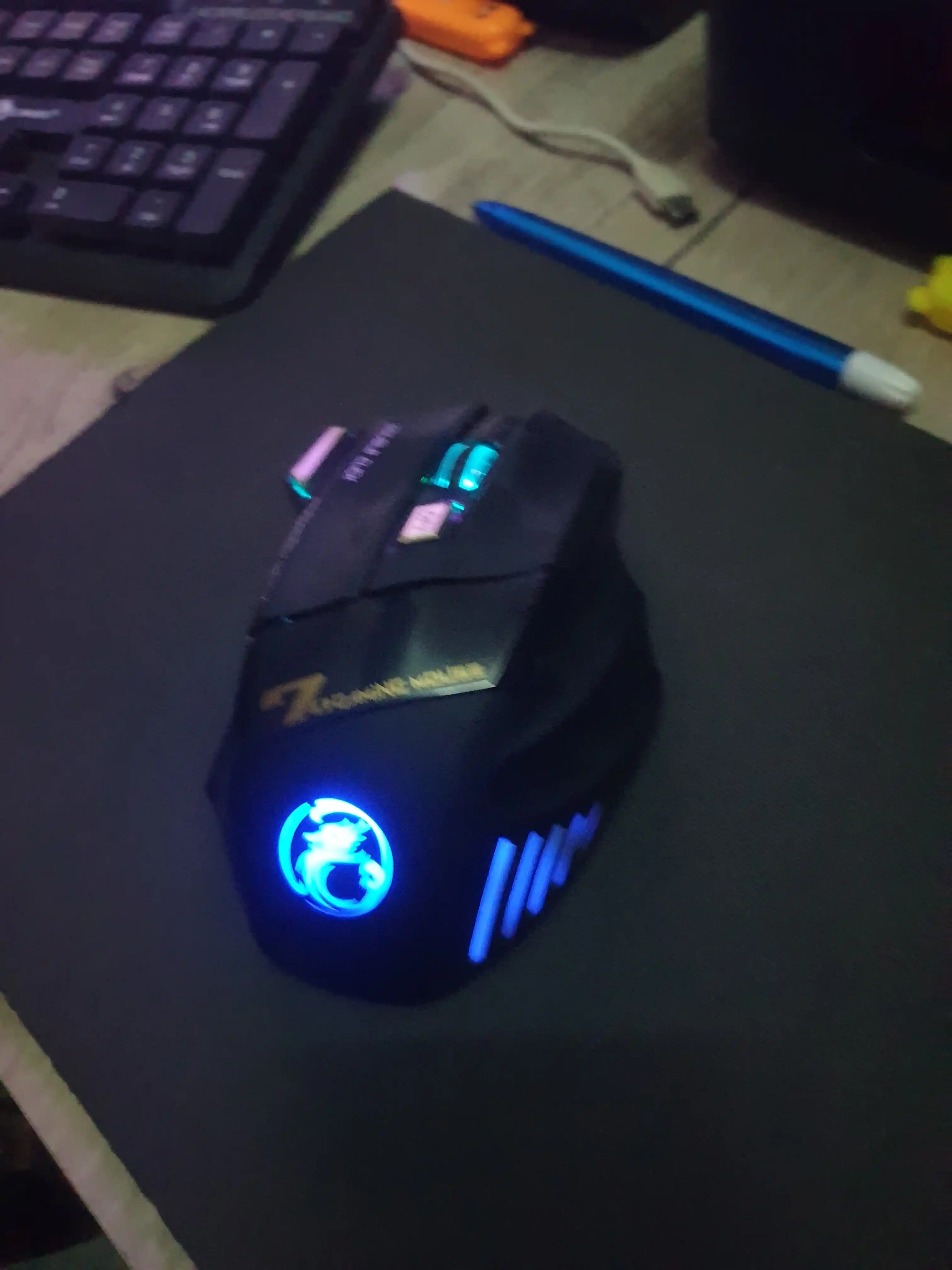 Simsiz, Shovqinsiz o‘yin sichqoncha, iMICE GW-X7, RGB yoritgichli, DPI 3200, 7 ta tugma