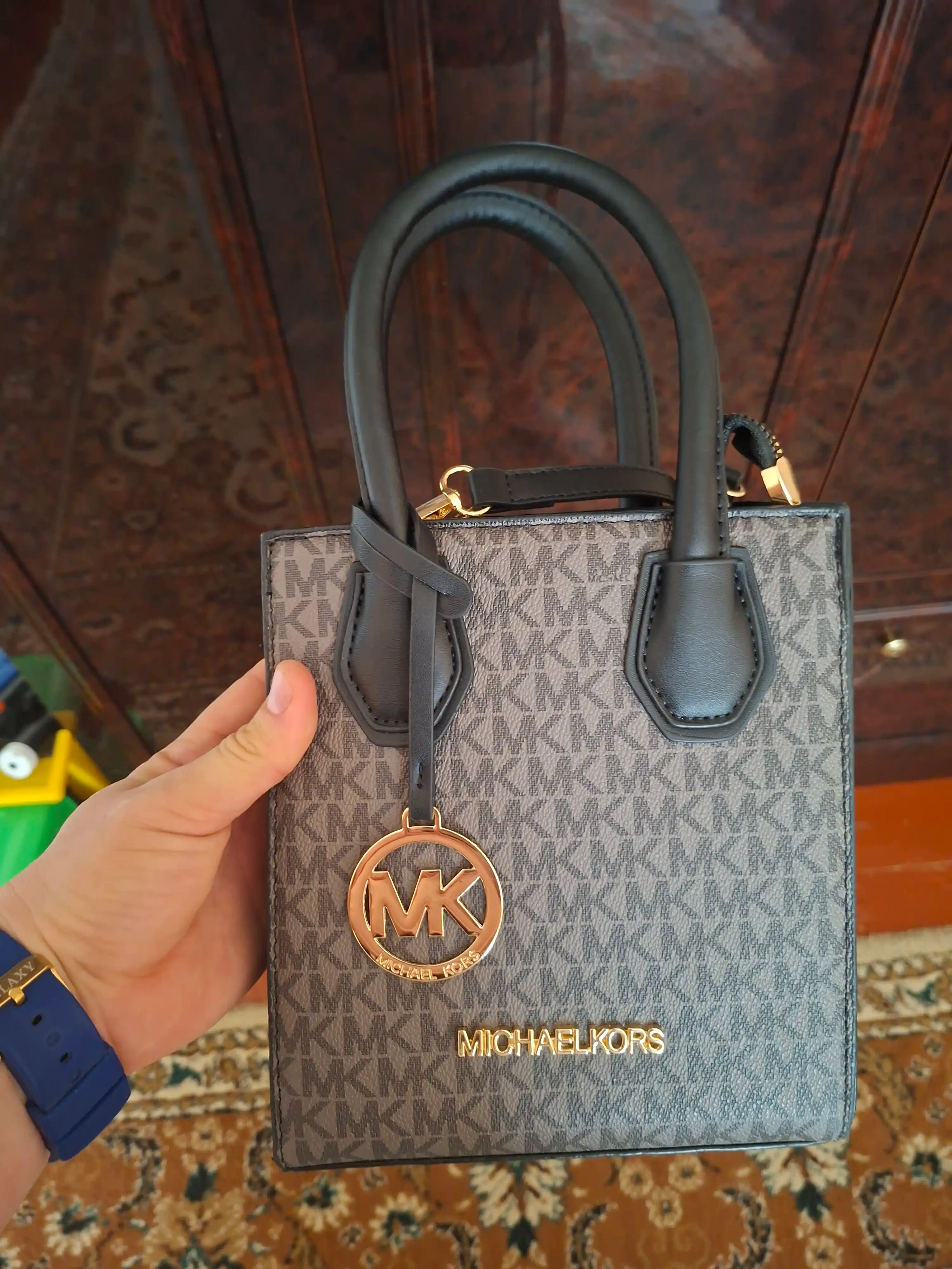 Maykl Kors ayollar uchun charm elkama-sumka, zamonaviy va keng, har kuni uchun