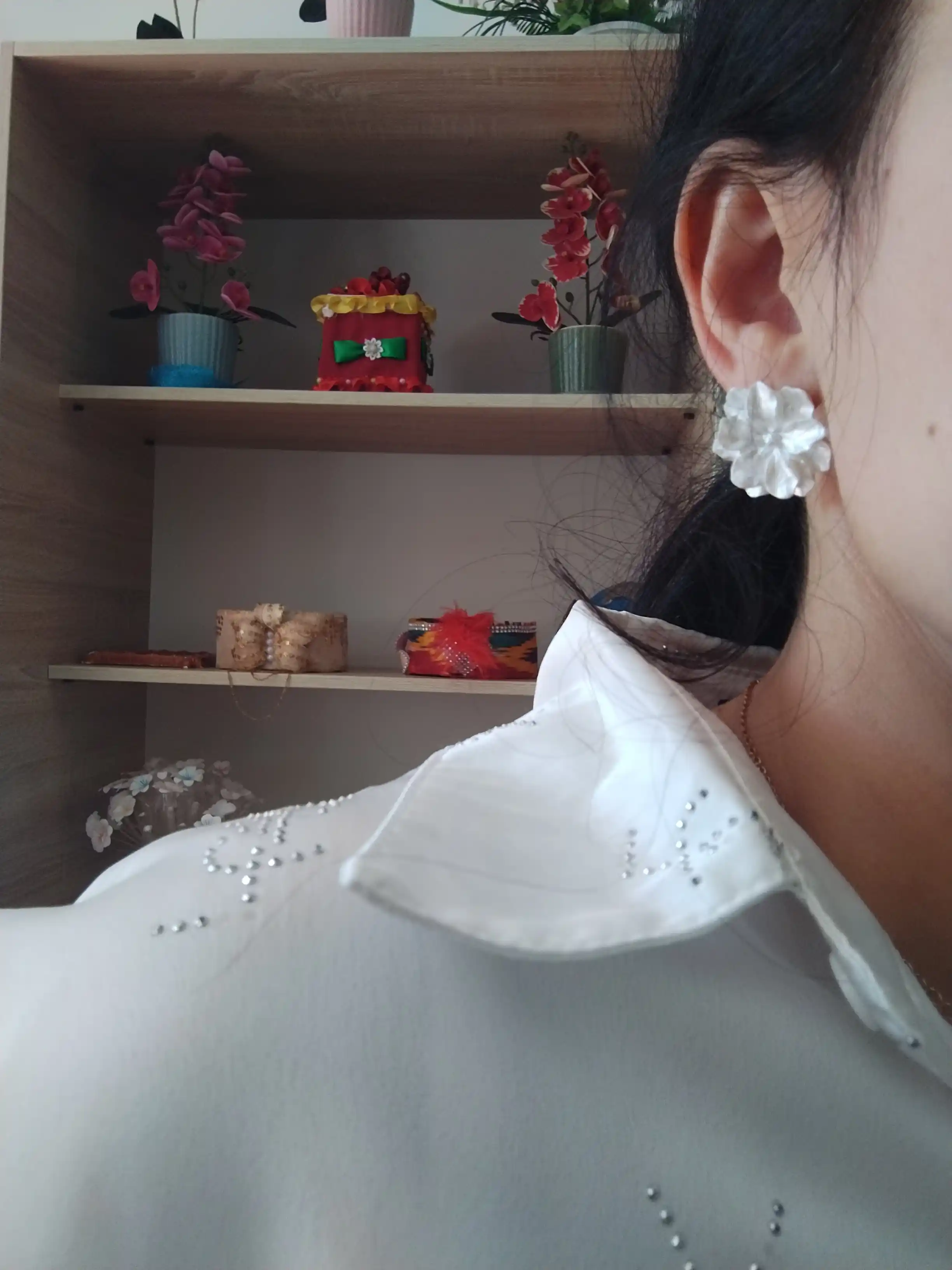 Серьги для женщин, легкие и гладкие
