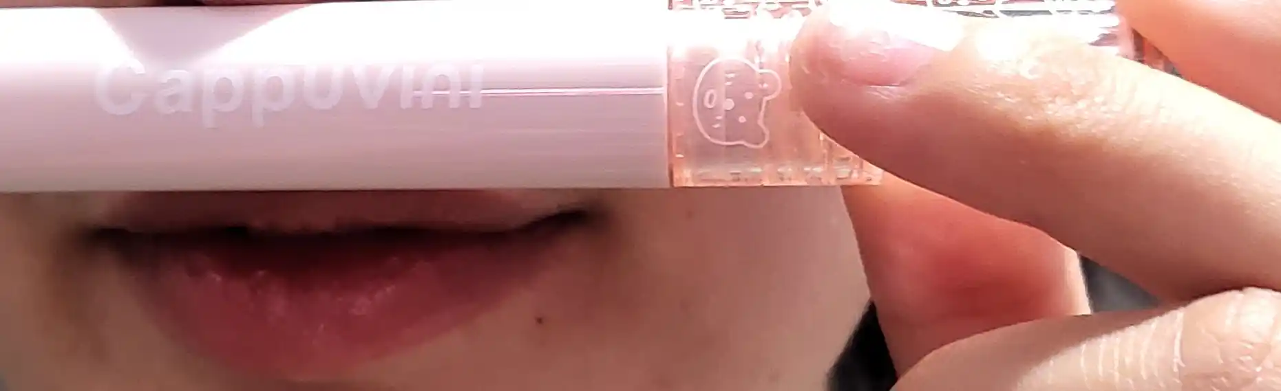 Cappuvini lab bo'yog'i, lab bo'yog'i, namlovchi, porloq, rangli gel