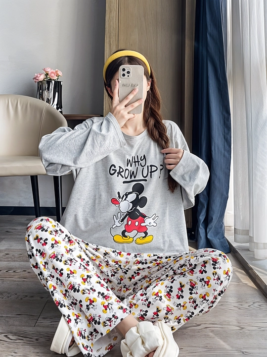 Ayollar uchun pijama