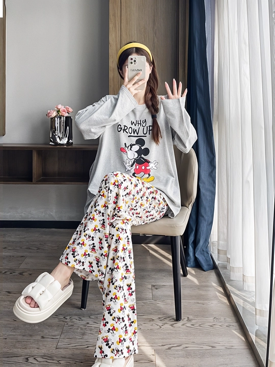 Ayollar uchun pijama