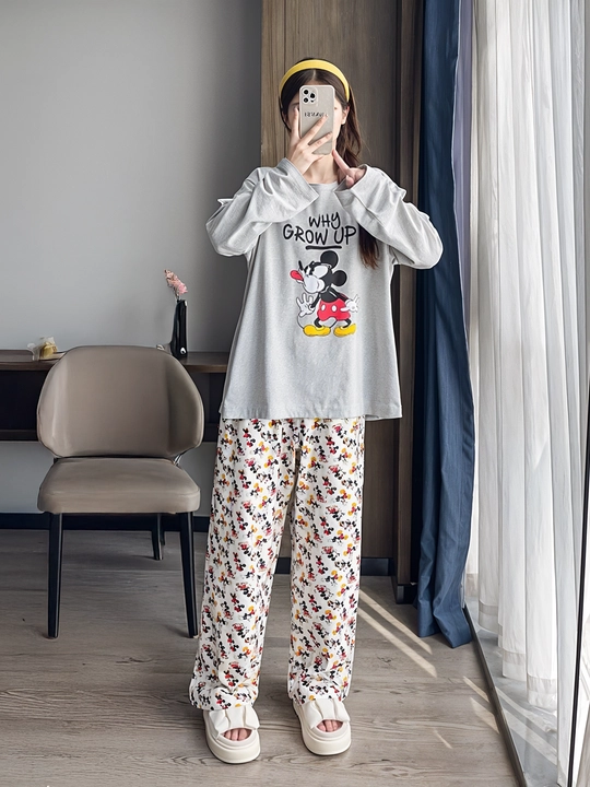 Ayollar uchun pijama