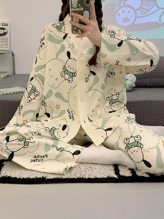 Ayollar pijamasi