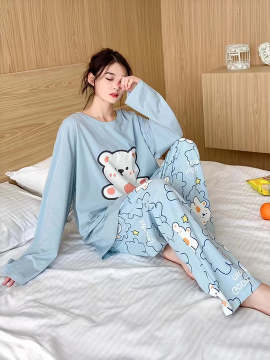 Ayollar pijamasi