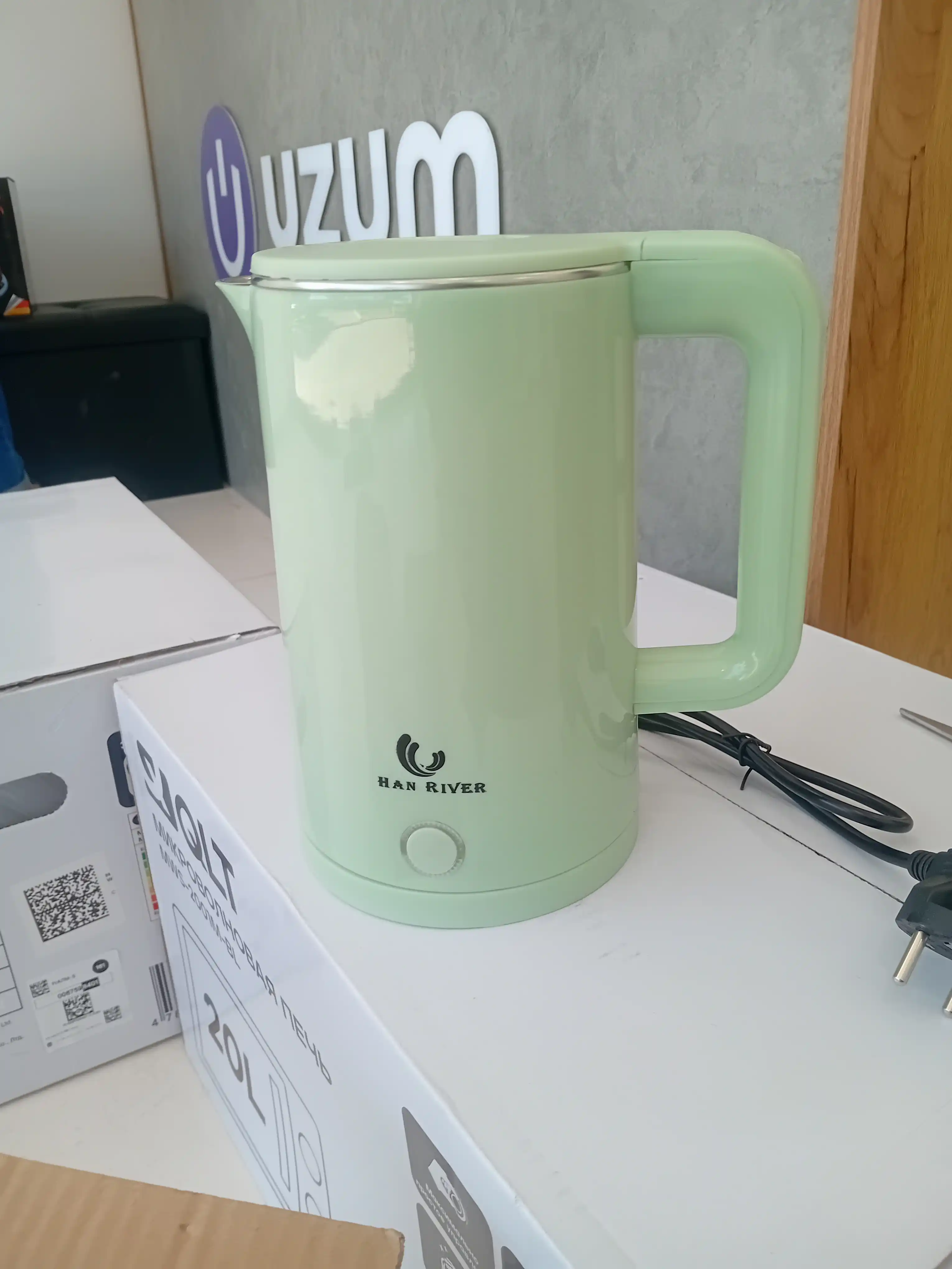 HAN RIVER choy damlash uchun elektr, 2.3 litrli, metall choynak