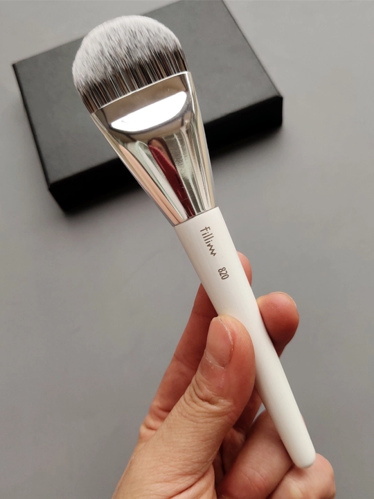 Professional krem teksturalar uchun makiyaj cho‘tkasi yassi shakl