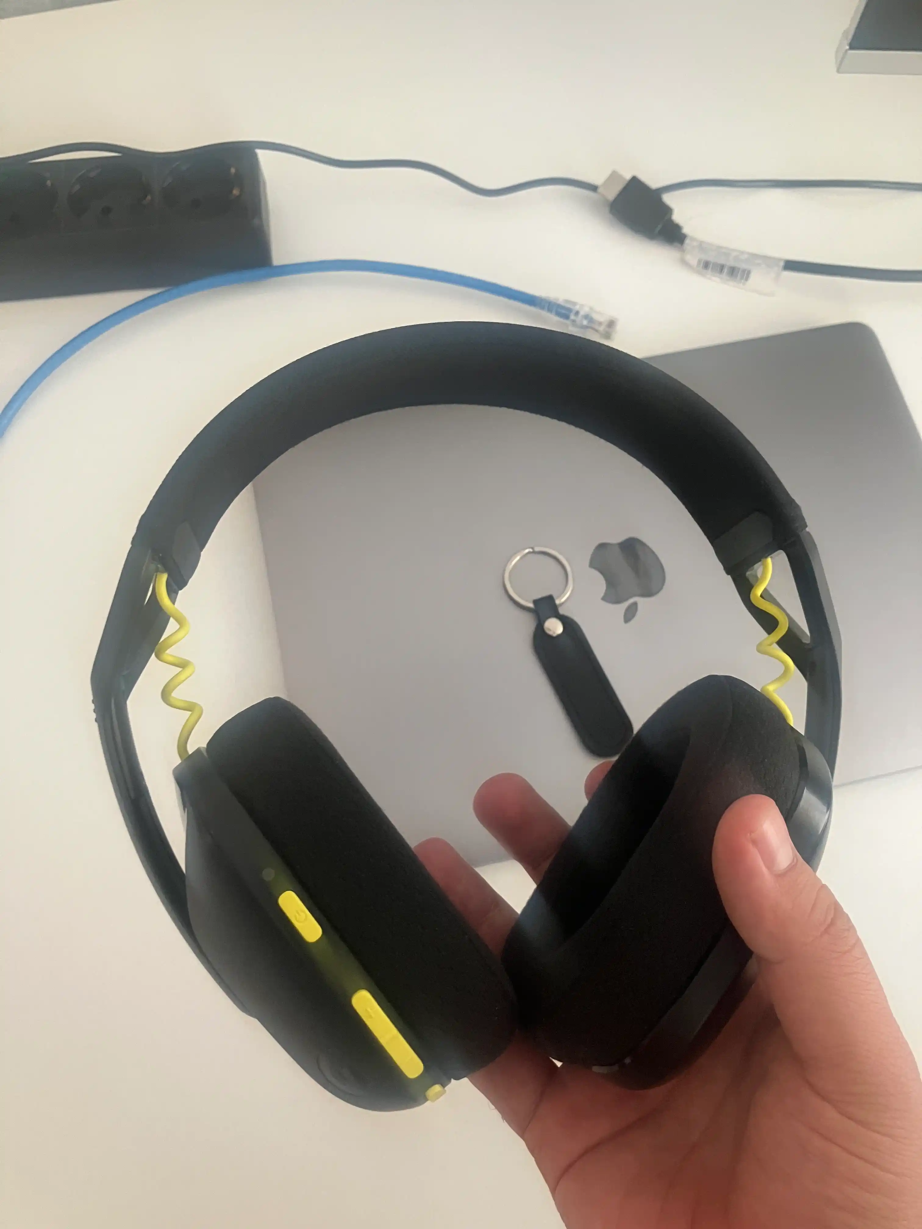 Simsiz quloqchinlar Logitech G435