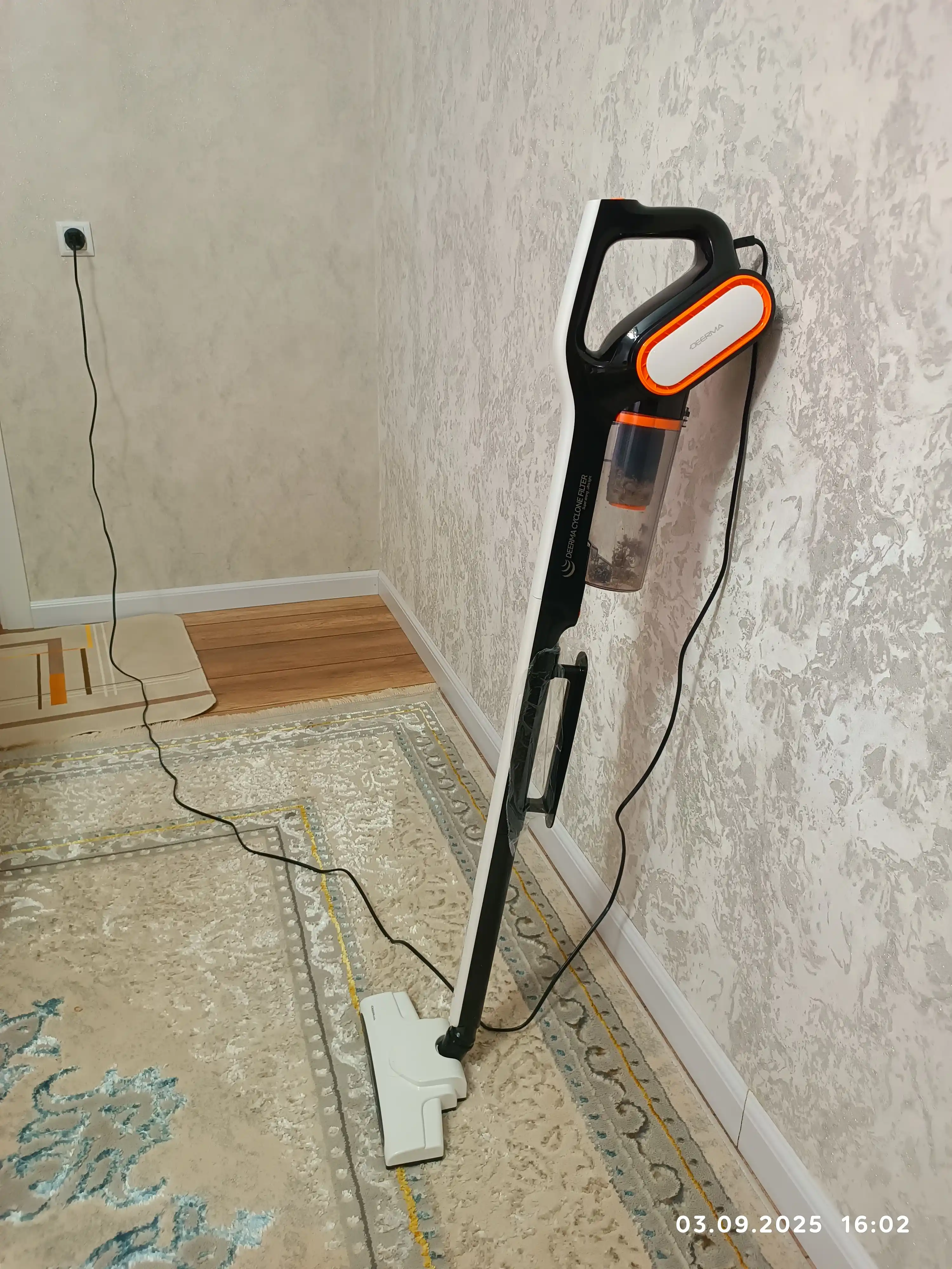 Deerma DX700 PRO/ 700S changyutgich quruq tozalash, qo'lda vertikal qoziqlar