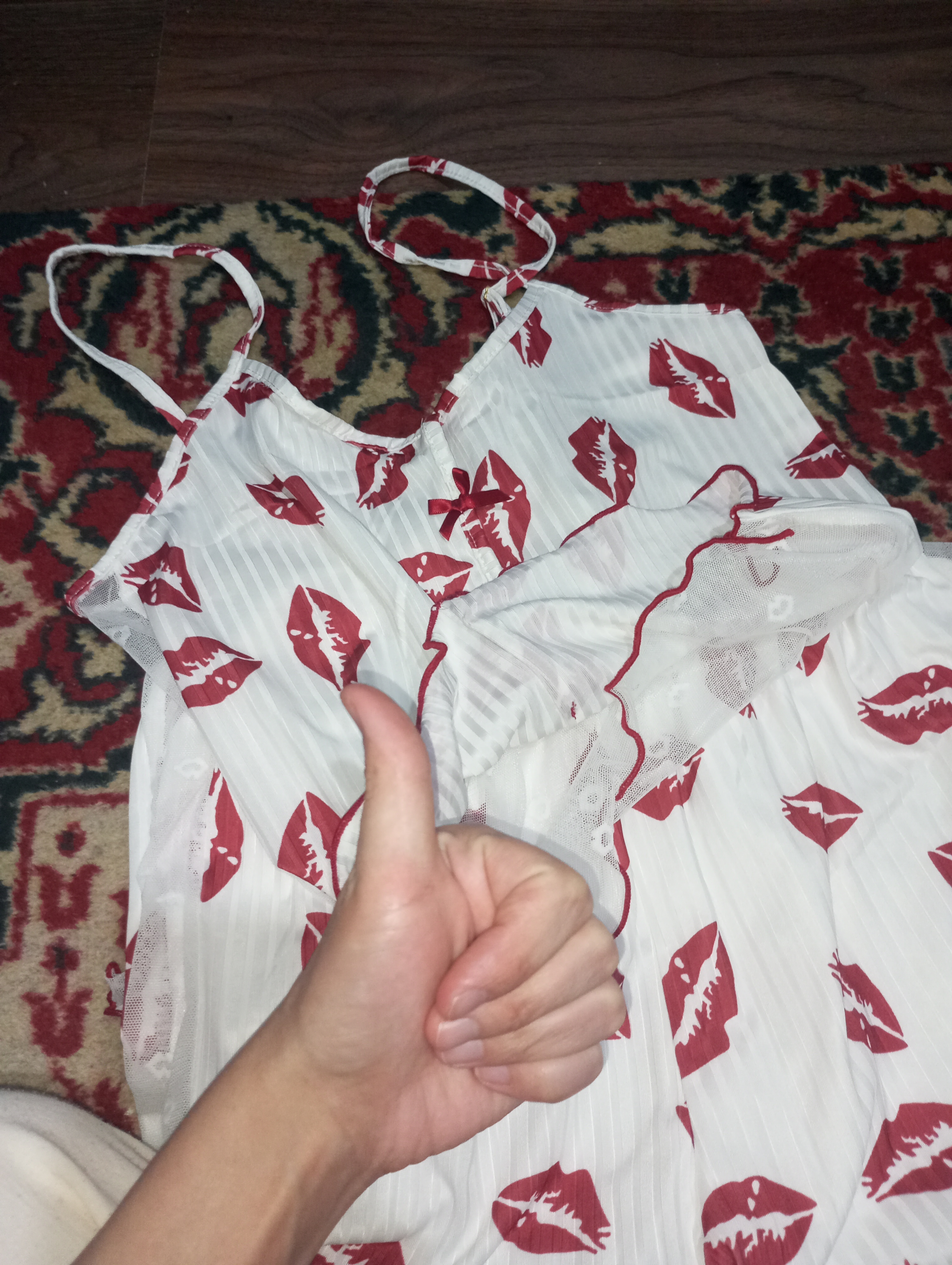 Ayollar va qizlar uchun 2 v 1 uy pijamasi, shim va maykadan iborat komplekt