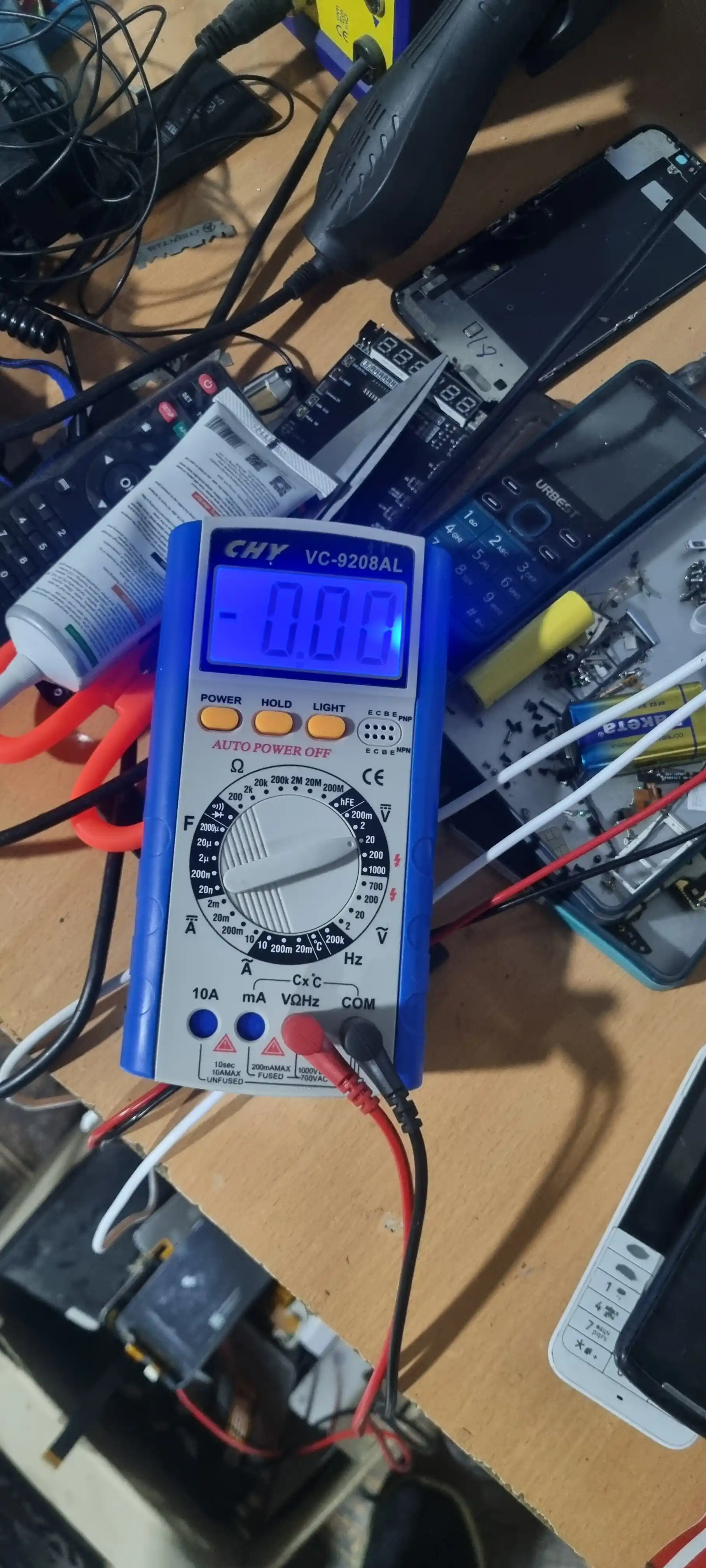 Multimetr raqamli, tester, voltmetr, model CHY VC9208AL