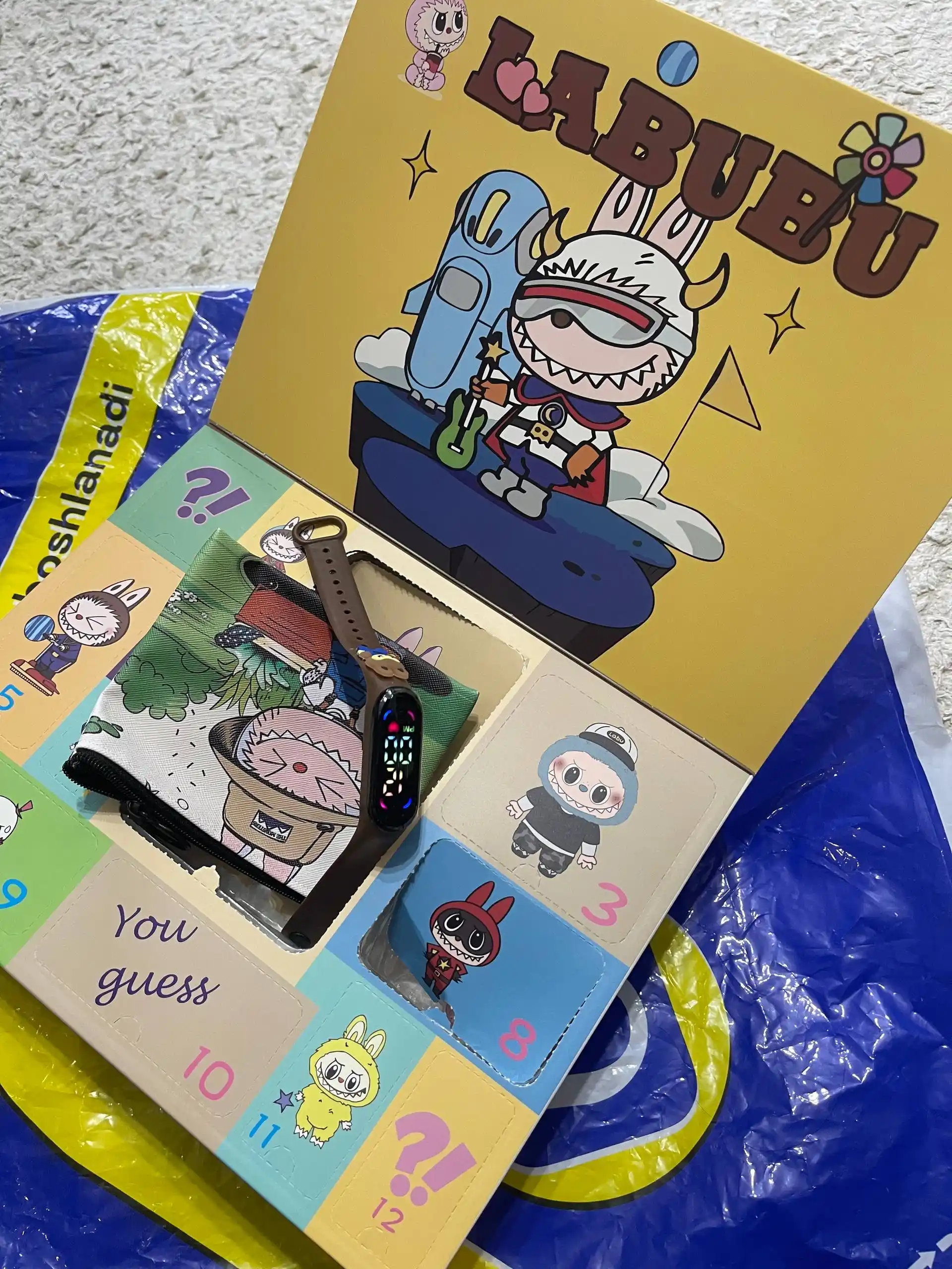 Advent taqvimi, qizlar va o‘g‘il bolalar uchun o‘yinchoqlar Kuromi, Hello Kitty, Stitch, Huntrix, Minecraft