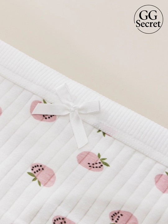 Ayollar paxtali printli string trusiklari GG Secret (Malomerka)