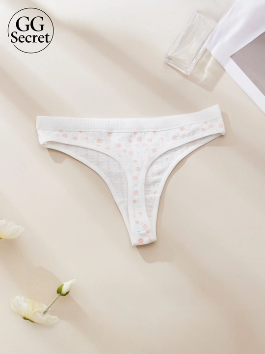 Ayollar paxtali printli string trusiklari GG Secret (Malomerka)