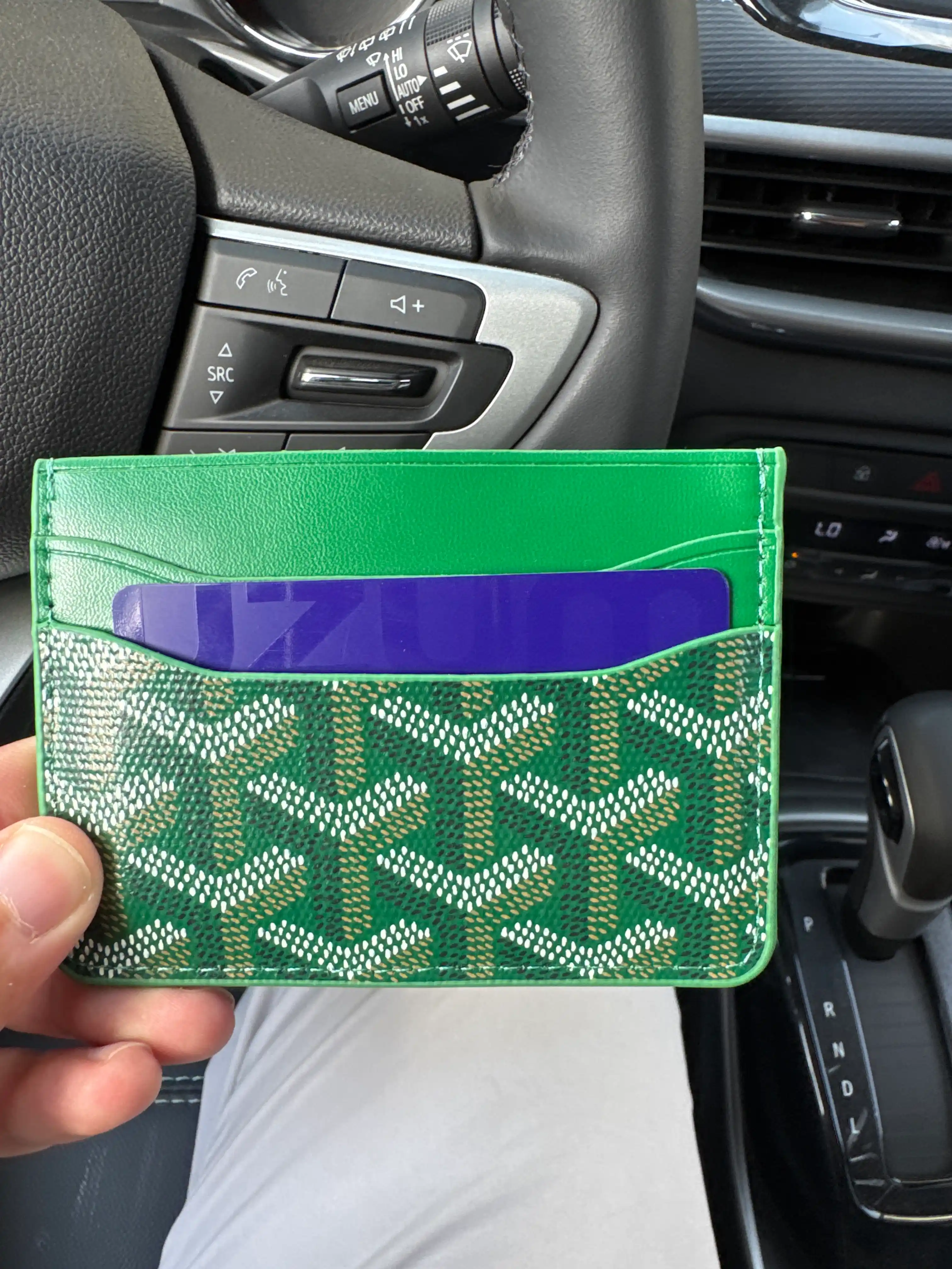 Pasport, shaxsiy guvohnoma, plastik karta uchun Goyard ID bo‘limi bo‘lgan hamyon