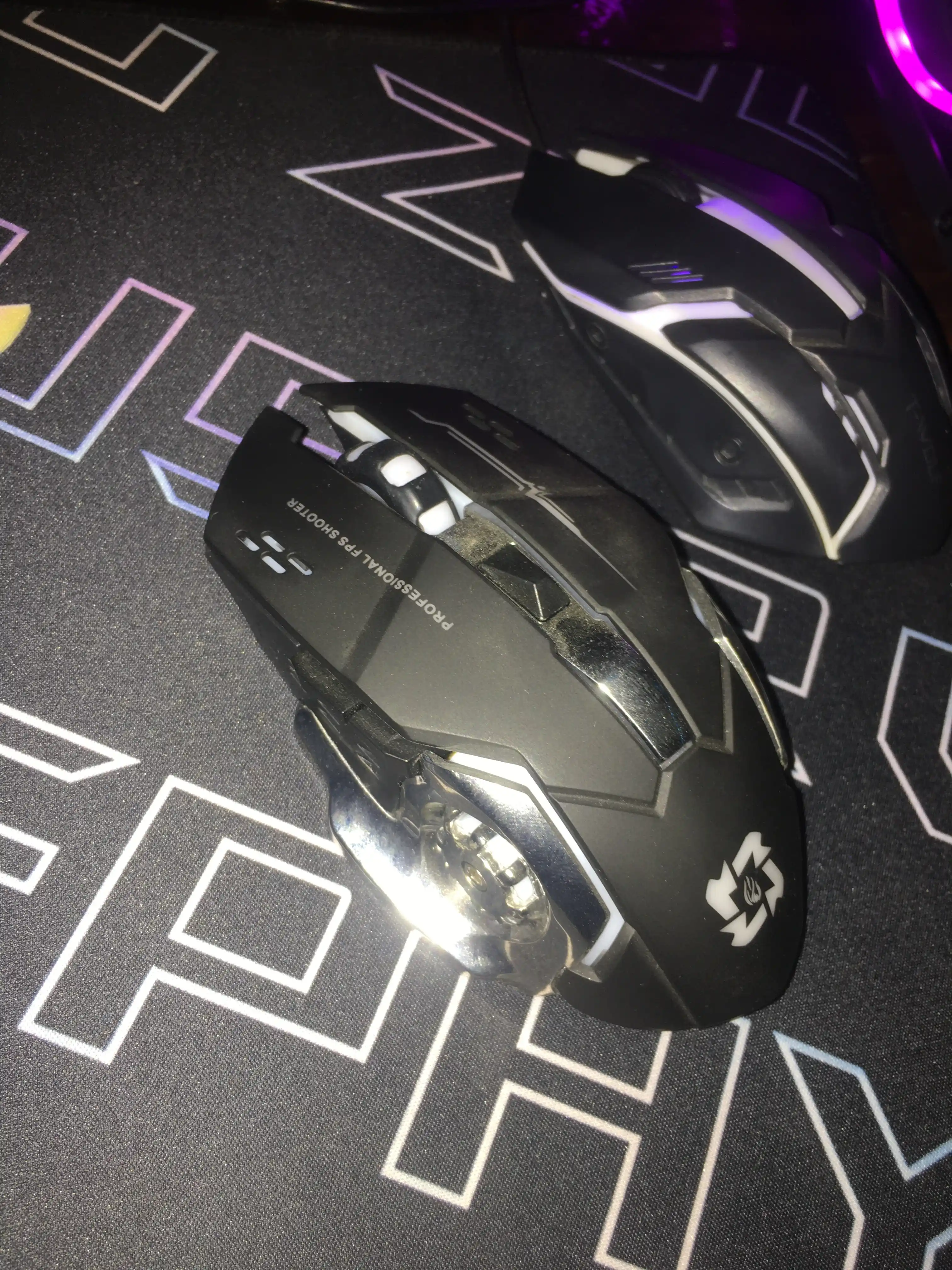 Беспроводная мышь, подходящая для игр и офиса, 3200 точек на дюйм с RGB-светодиодом