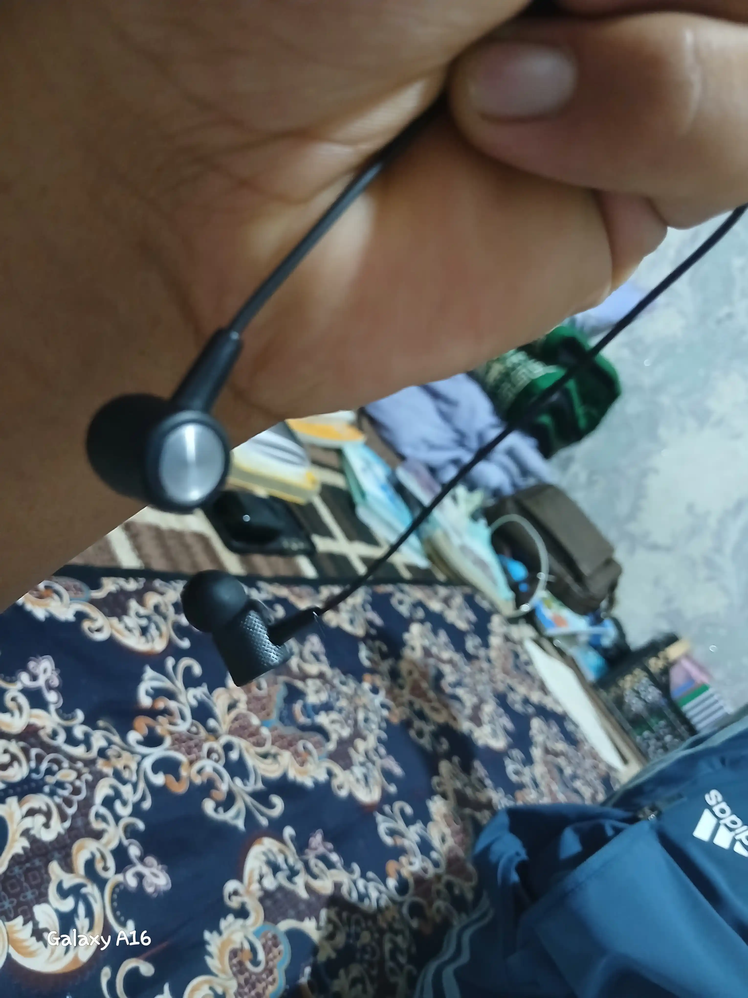 12D simsiz Bluetooth quloqchinlar, ichki kanalli, bo‘yin gardishi bilan