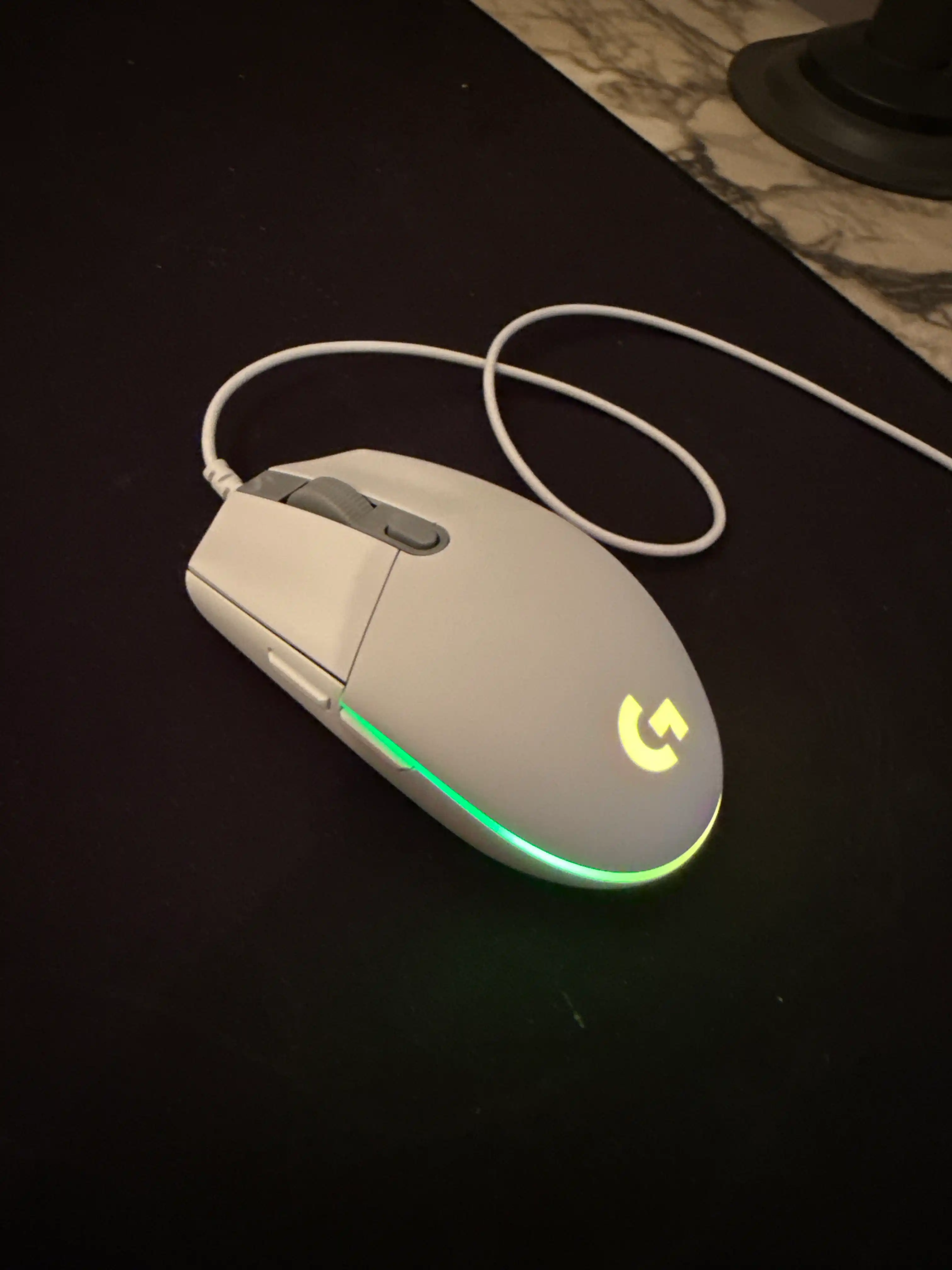 Игровая мышь Logitech G102 Lightsync, оптическая, проводная, USB
