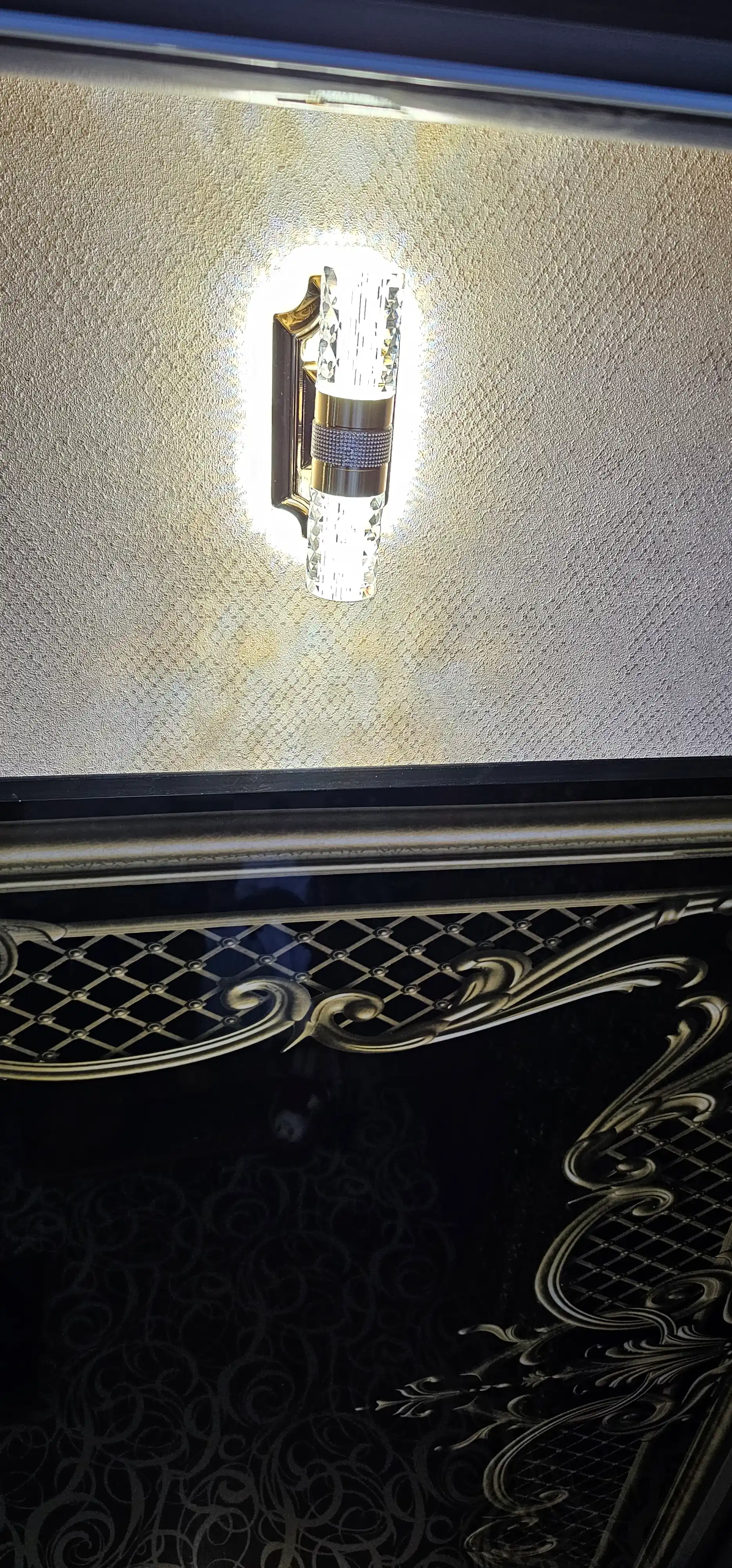 Bra - devor chirog‘i, LED, 3 rejimli, uy va ofis uchun