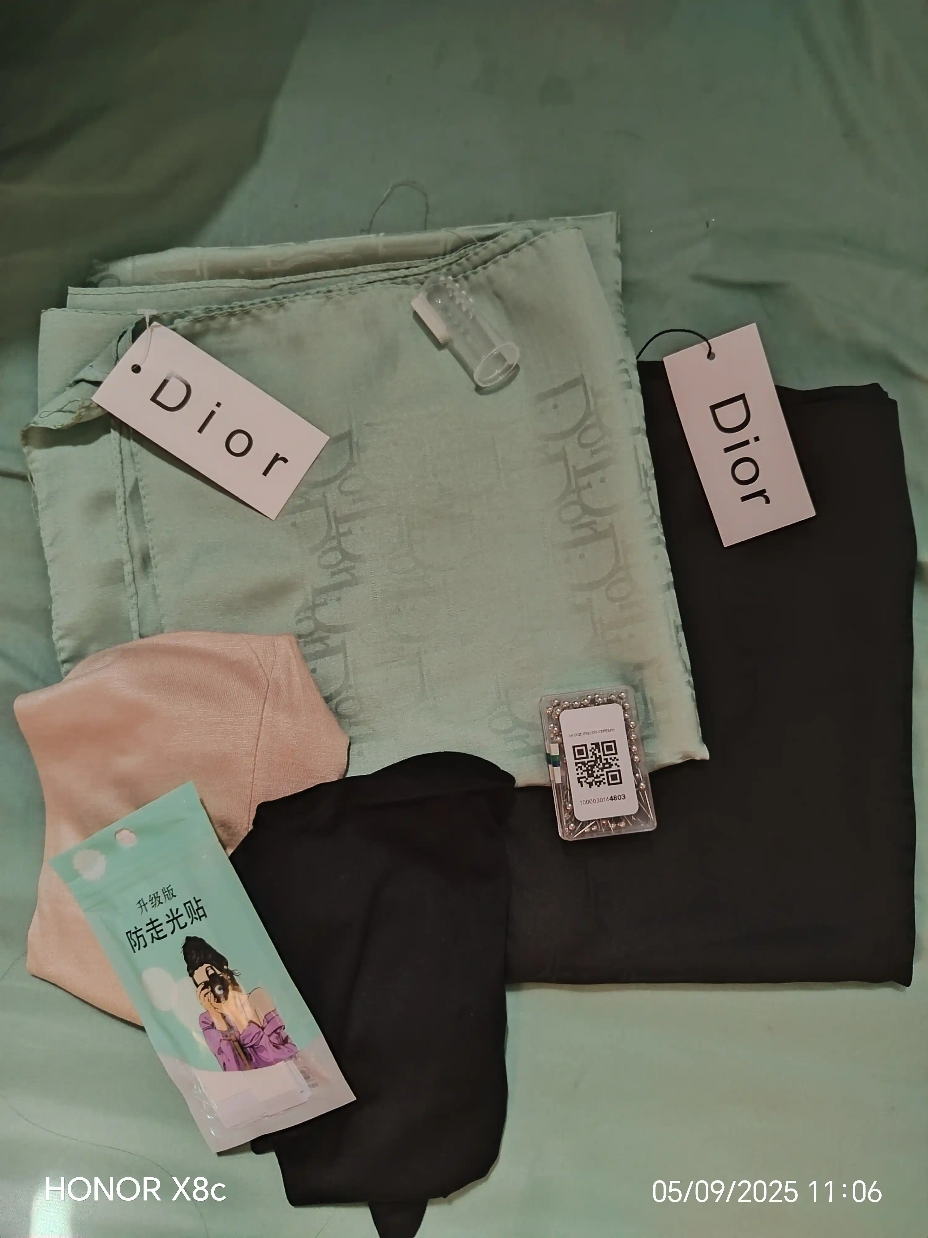 DIOR ipak ro'mol, sharf, hijob 95x95 sm