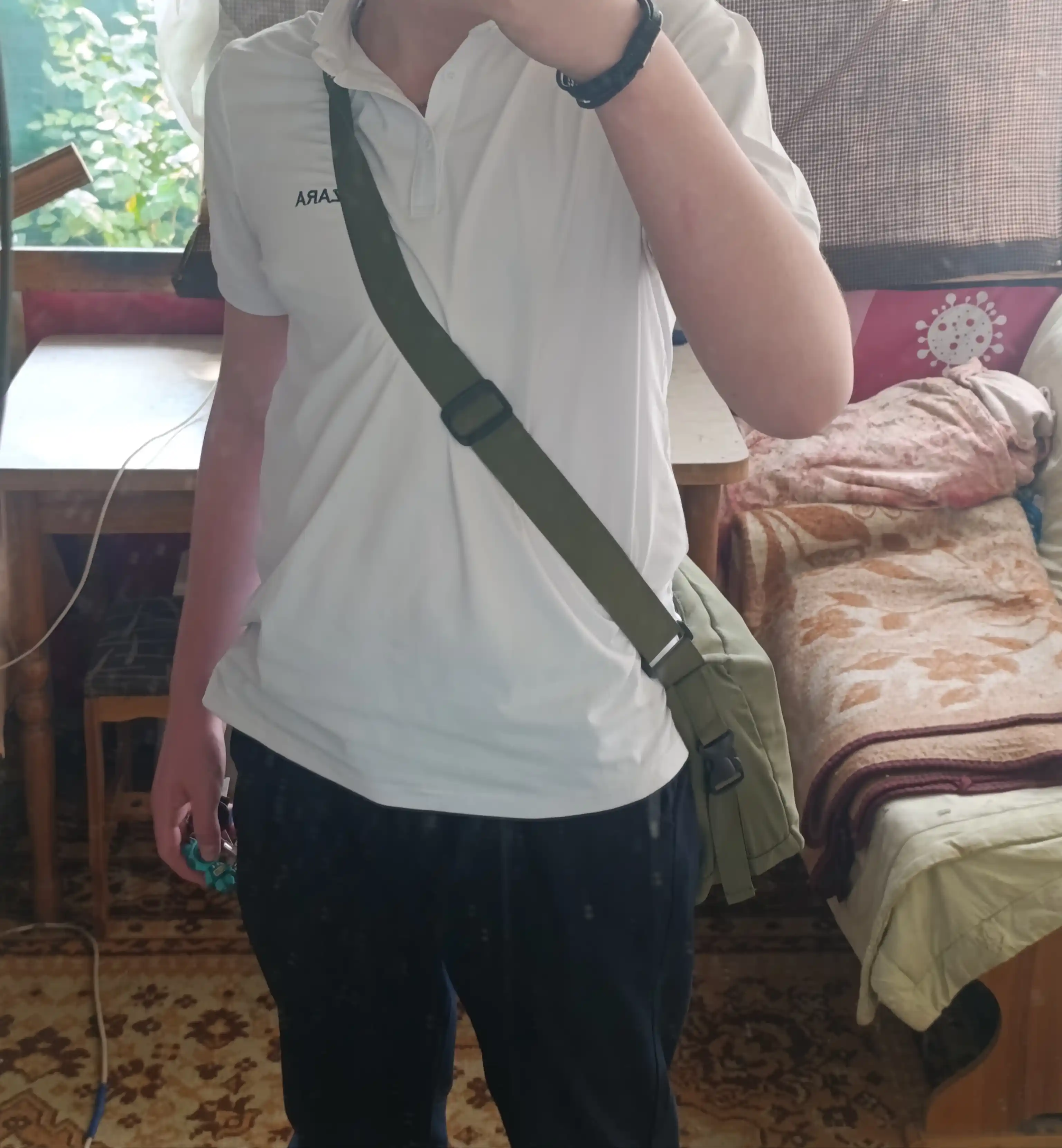 Shahar uslubidagi yengil sumka, uniseks, minimalistik dizayn