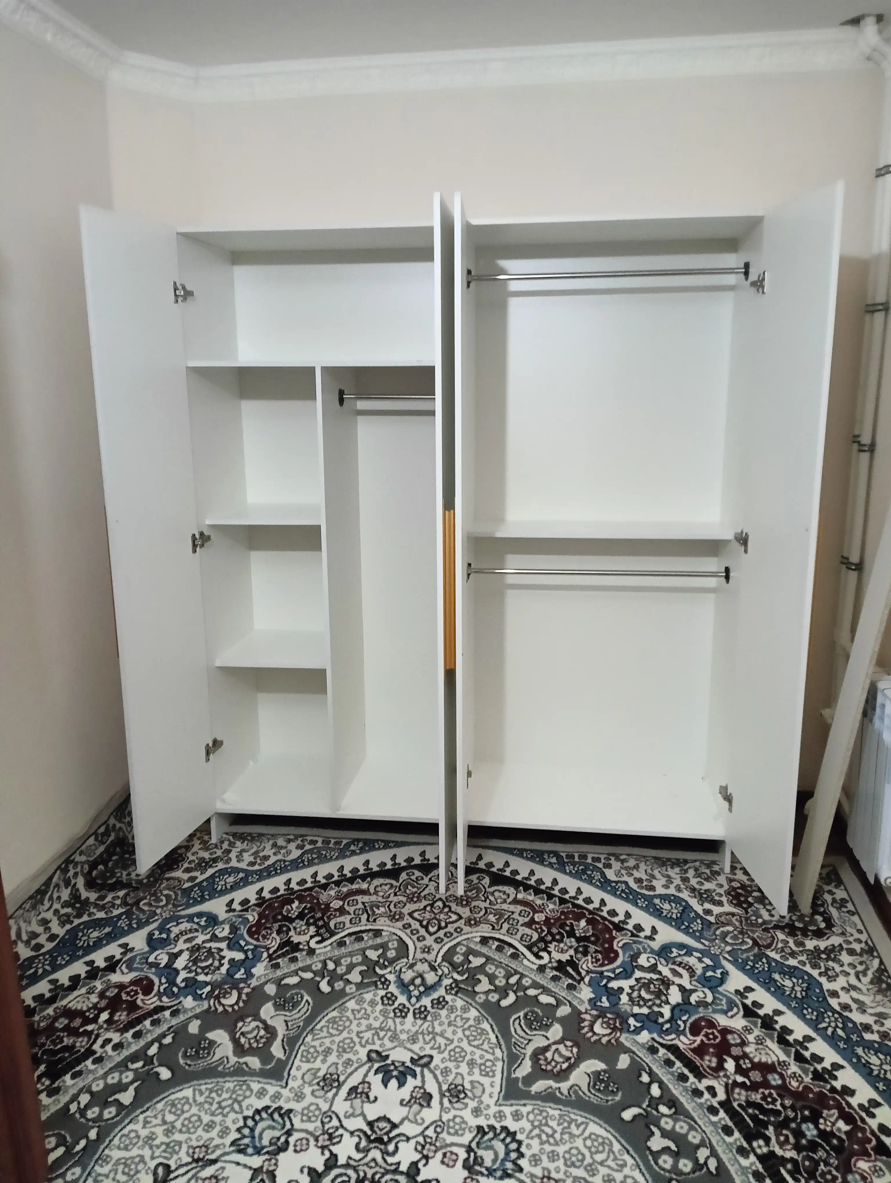 Гардероб для дома