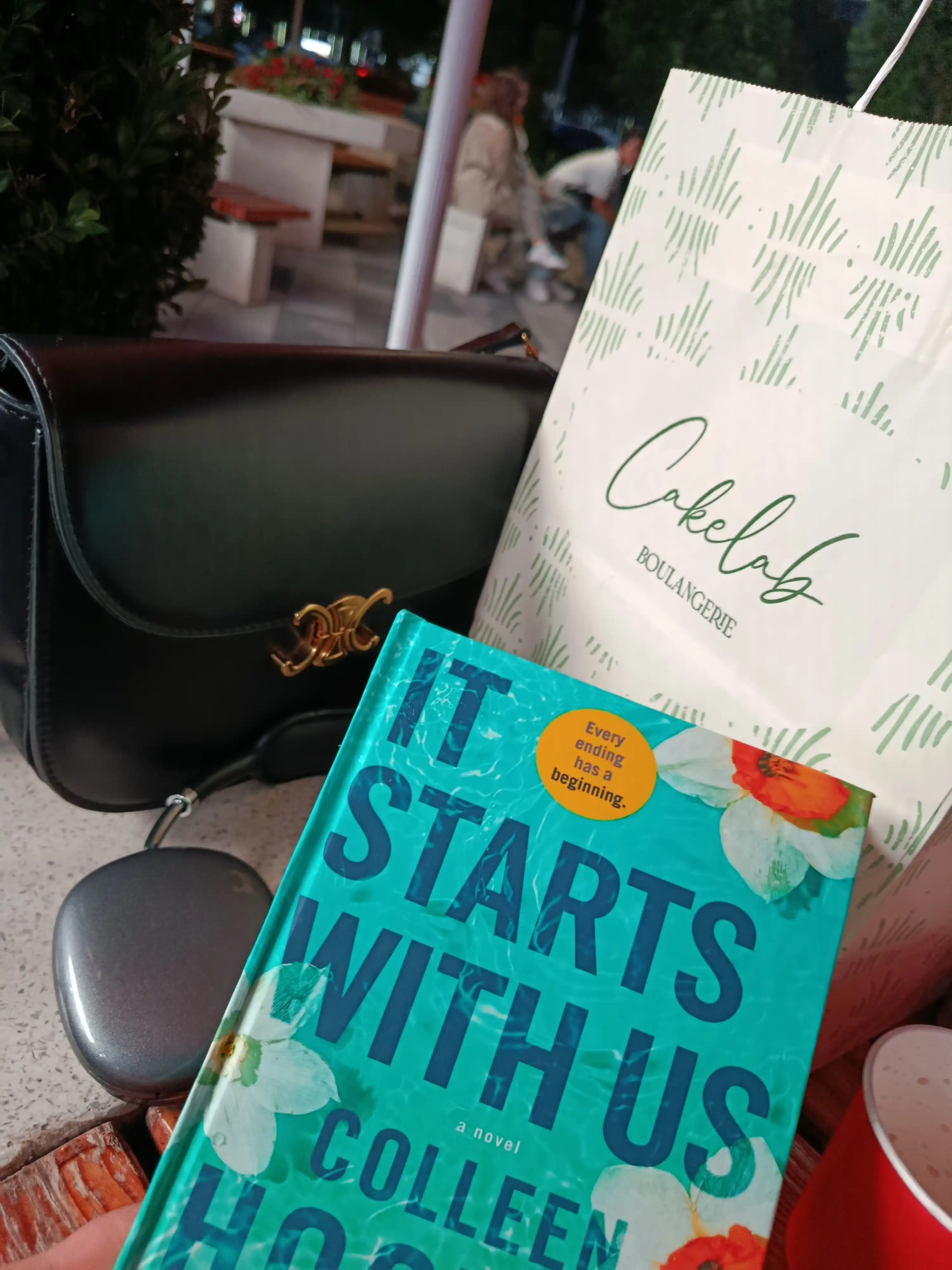 It starts with us, Colleen Hoover