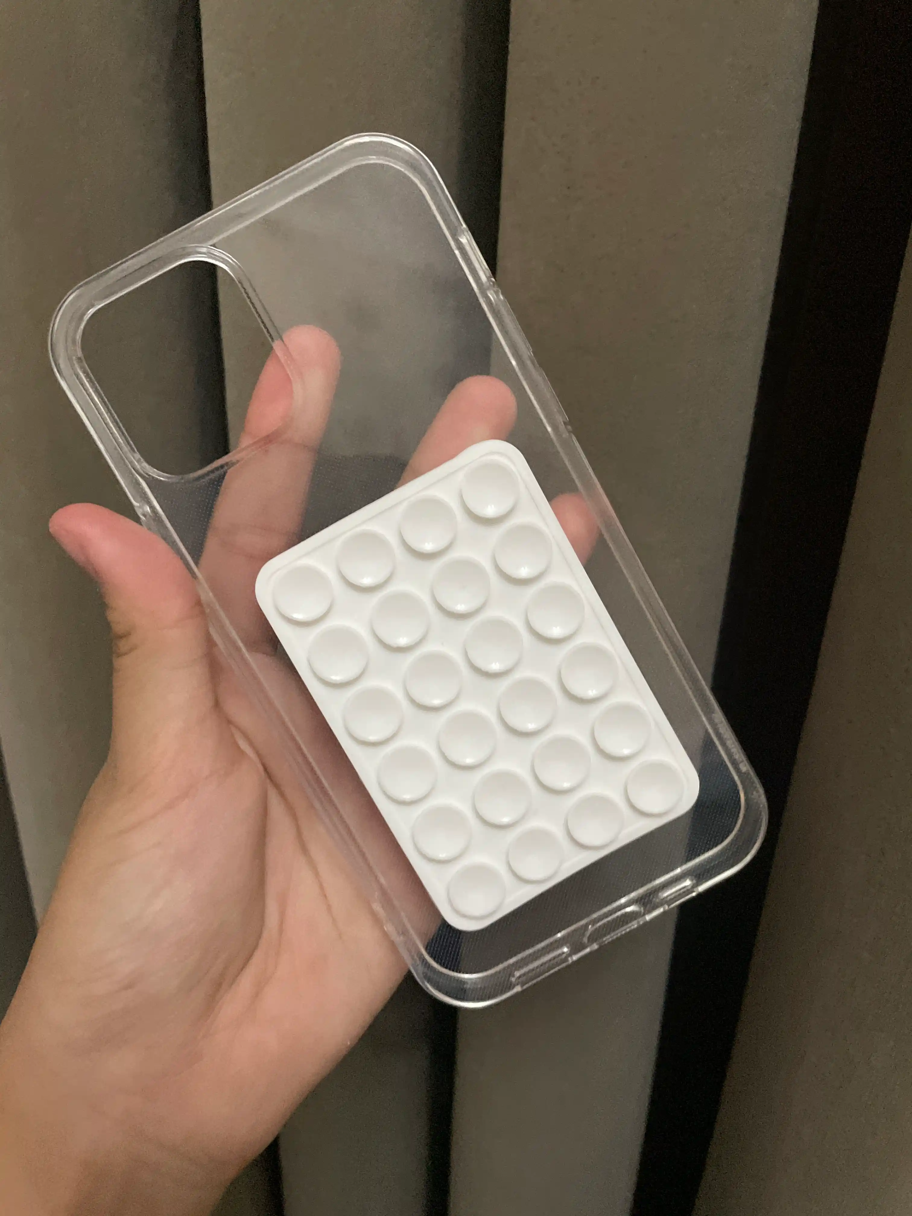 Чехол iPhone 7, 8, SE, XS, 11, 12, 13, 14, 15, 16, 17 Pro, Max, Plus, Mini, Air прозрачный 