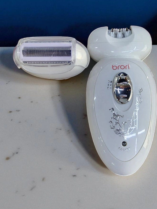 Professional epilyator modeli Brori BR-2789 simsiz,2 tasi 1 da ayollar tanasi uchun