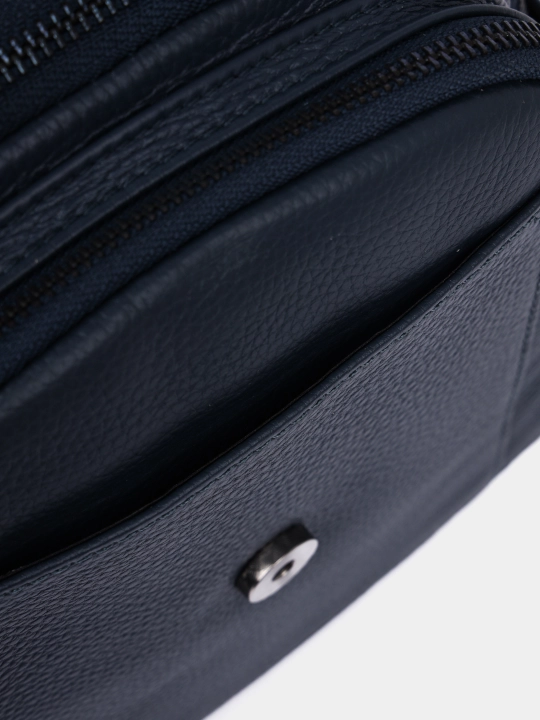 Haqiqiy charmdan ayollar ryukzaki