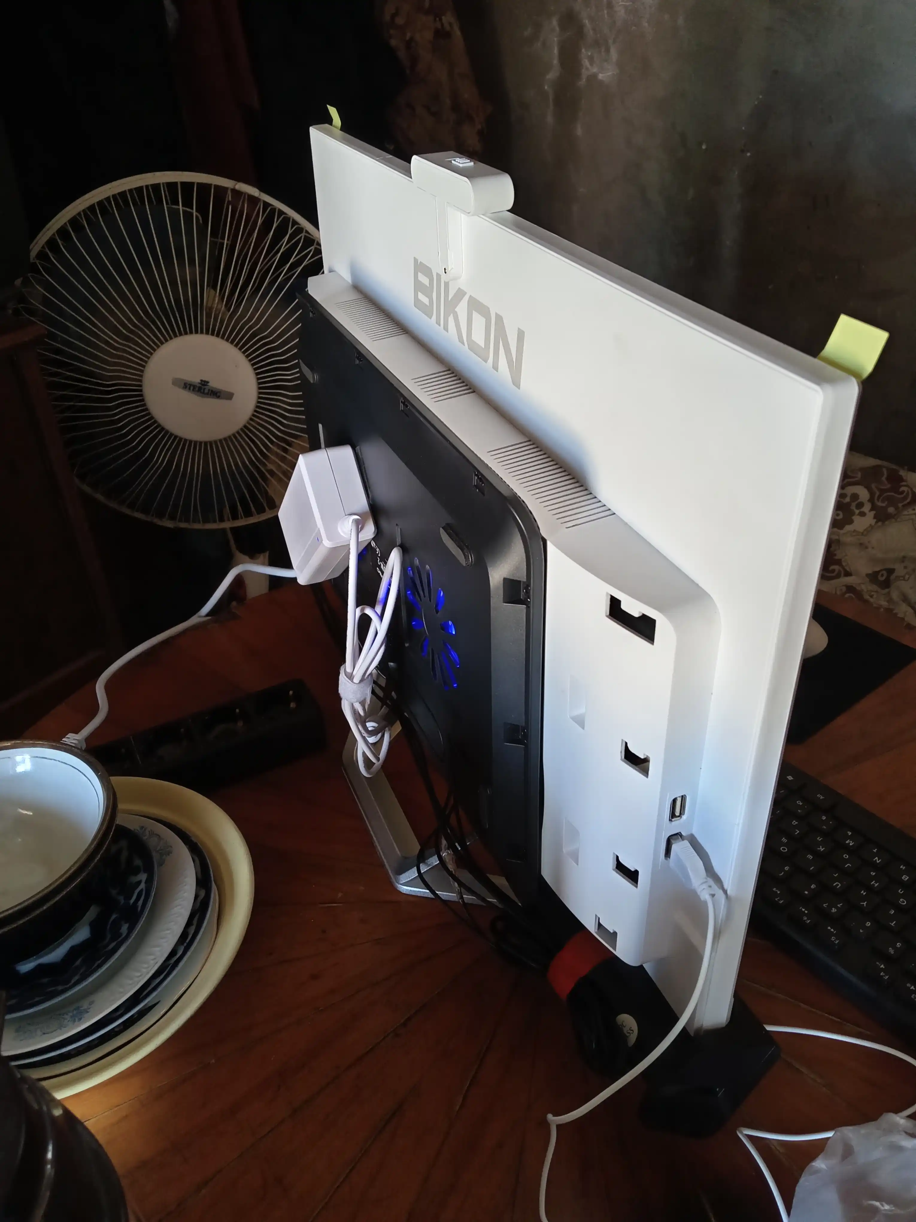 Monoblok BIKON 24" ekran, oq, Intel Core i7, SSD 128, 256, 512, 1000 GB, DDR3 8 GB