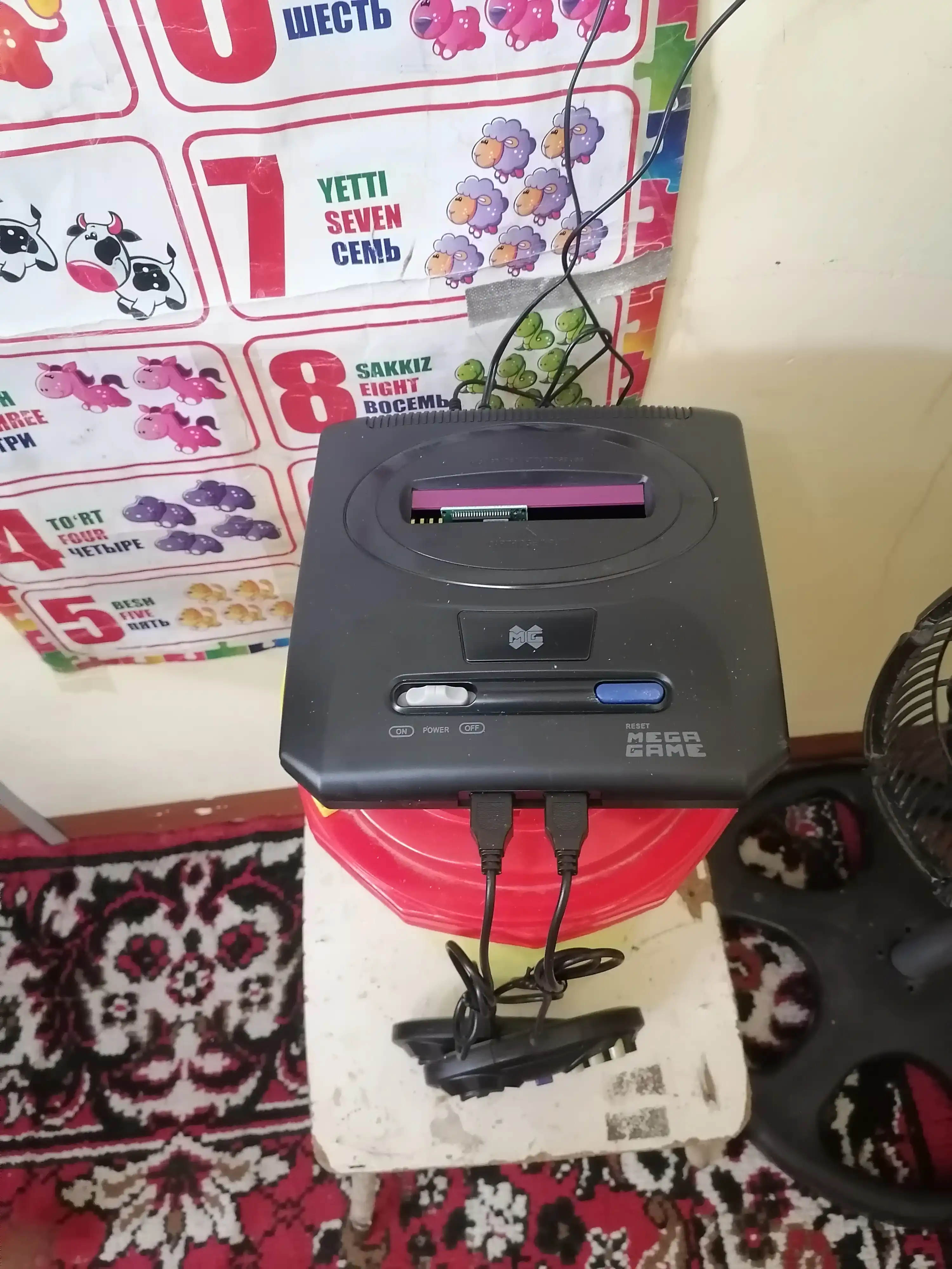 SEGA o'yin konsoli MEGA GAME, xotira ichida 123 ta o'yin