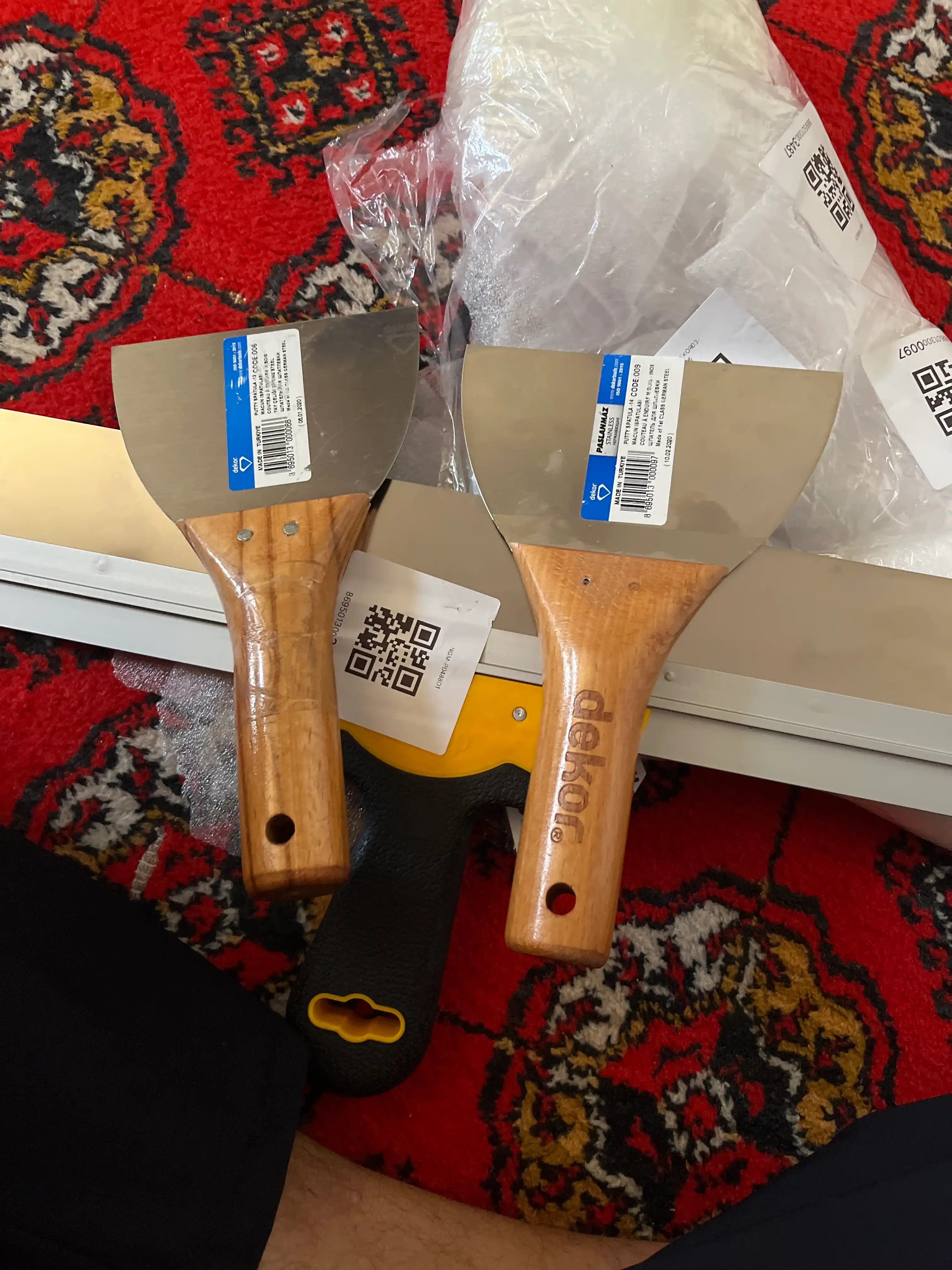 Шпатель, деревянная ручка, нержавеющая сталь Dekor, 14 * 8,5 см