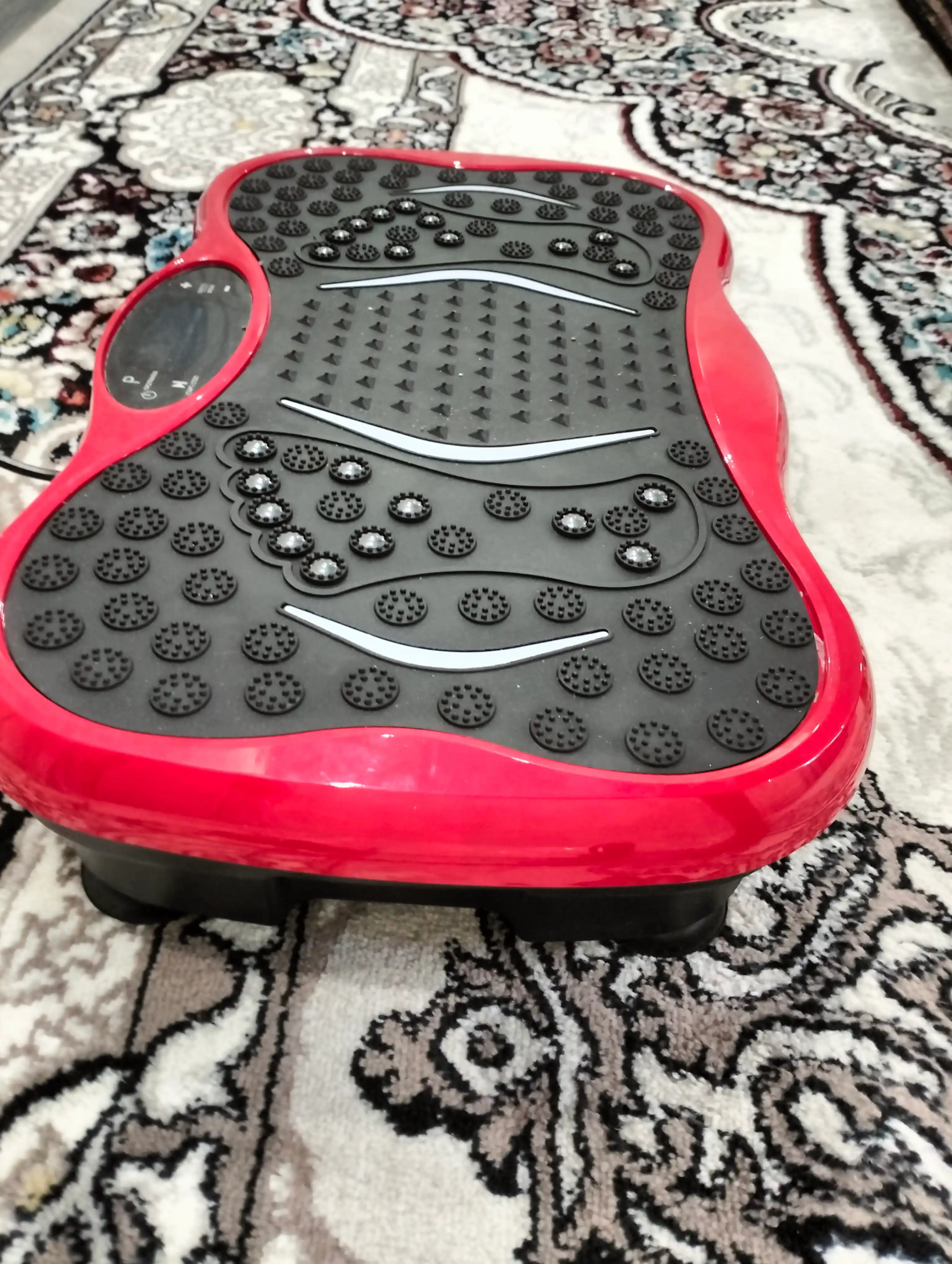 Vibroplatforma ozish uchun, fitness - vibrotrenajer, pult bilan