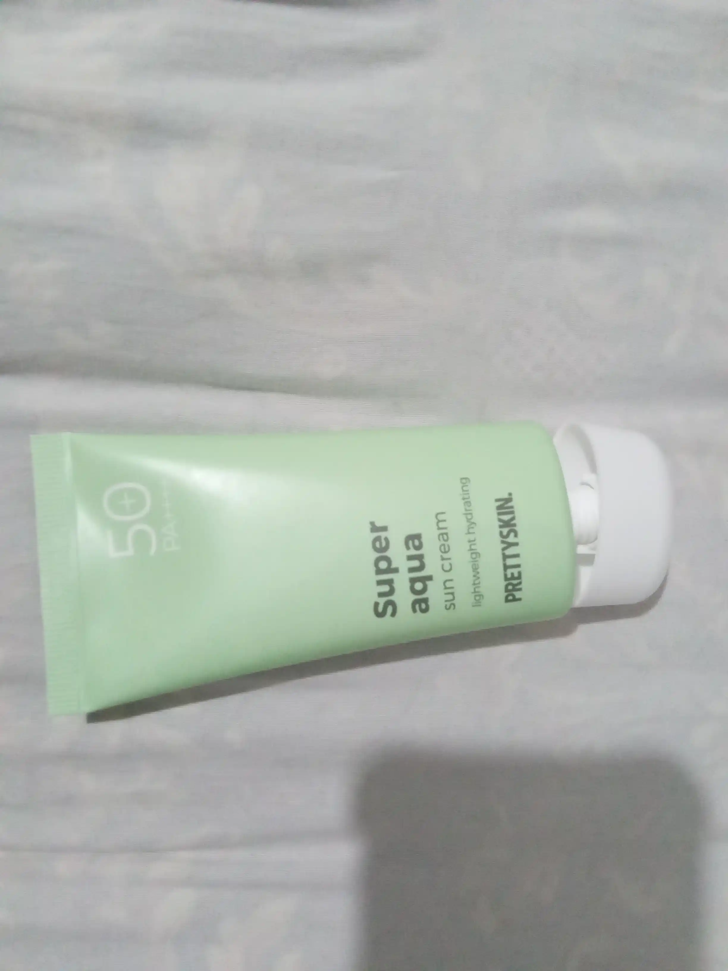 Quyoshdan himoyalovchi namlantiruvchi kremlar Prettyskin SPF50+ PA++++, 70 ml
