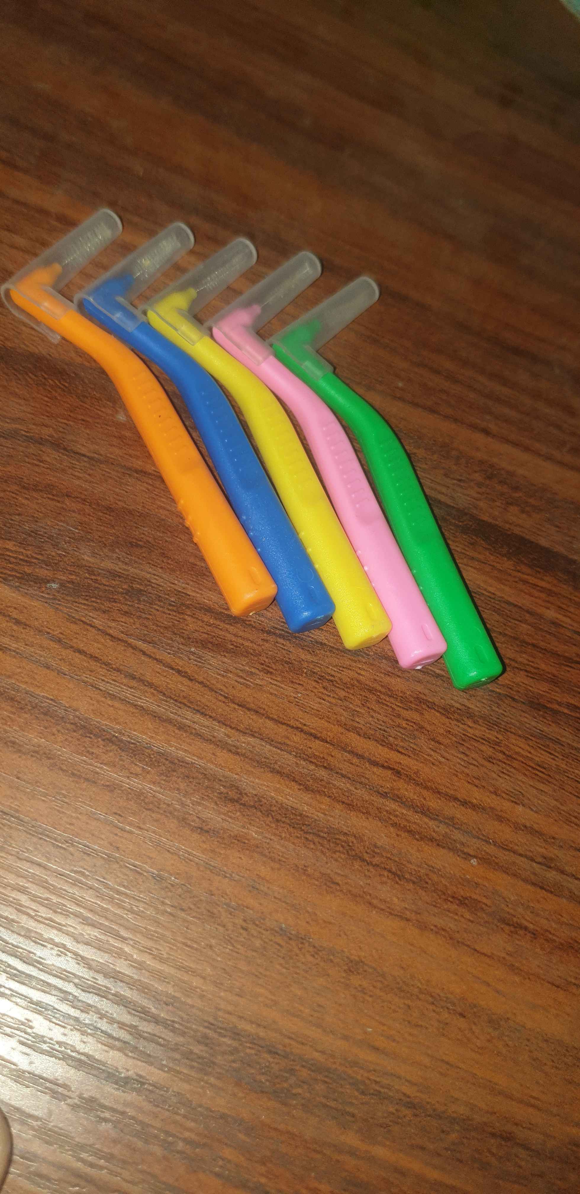To'plamli tish cho'tkasi, ortodontik, interdental cho'tka