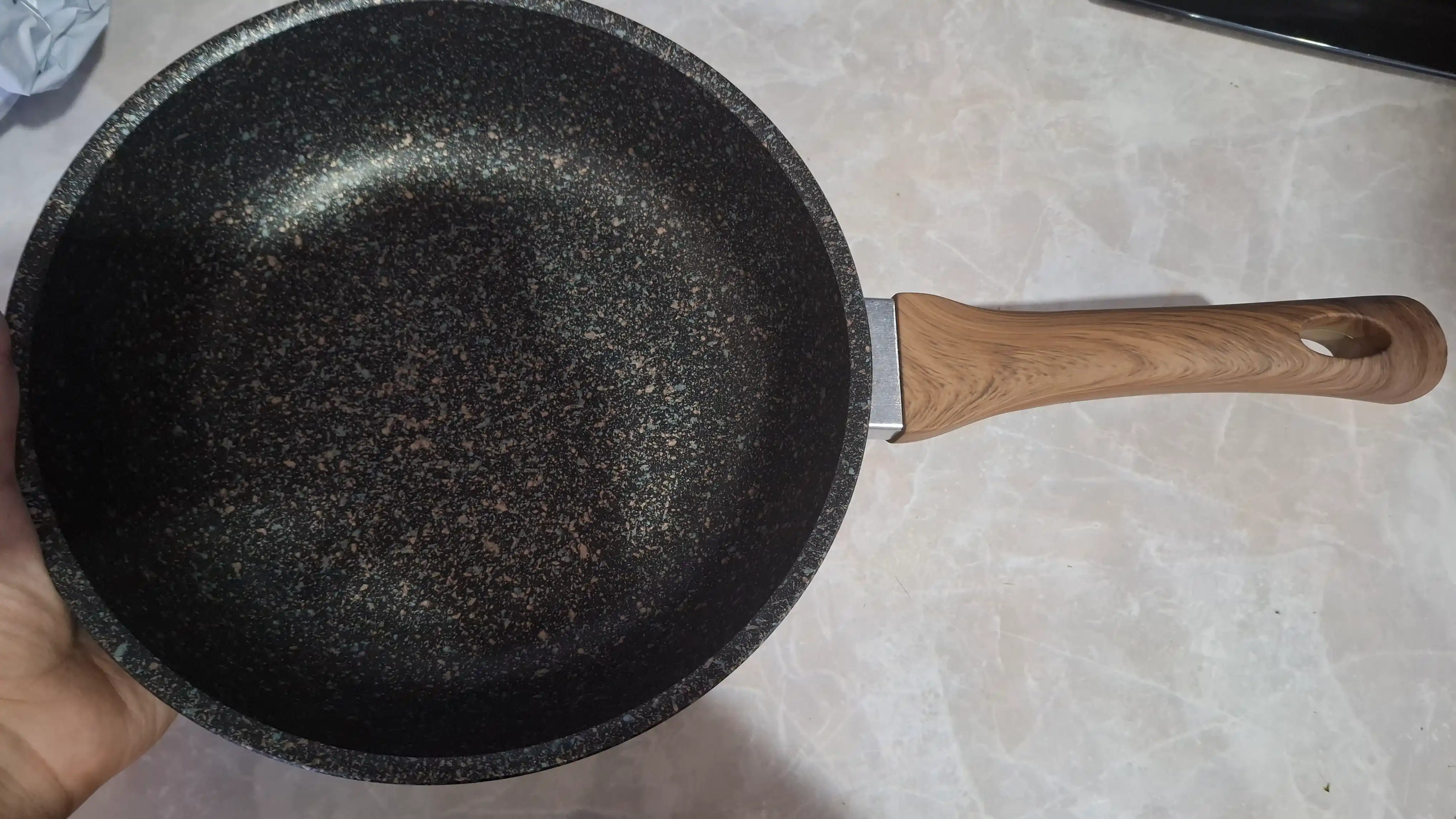 Kukmara Granite ultra tovasi, qopqoqsiz, (Rang-original)