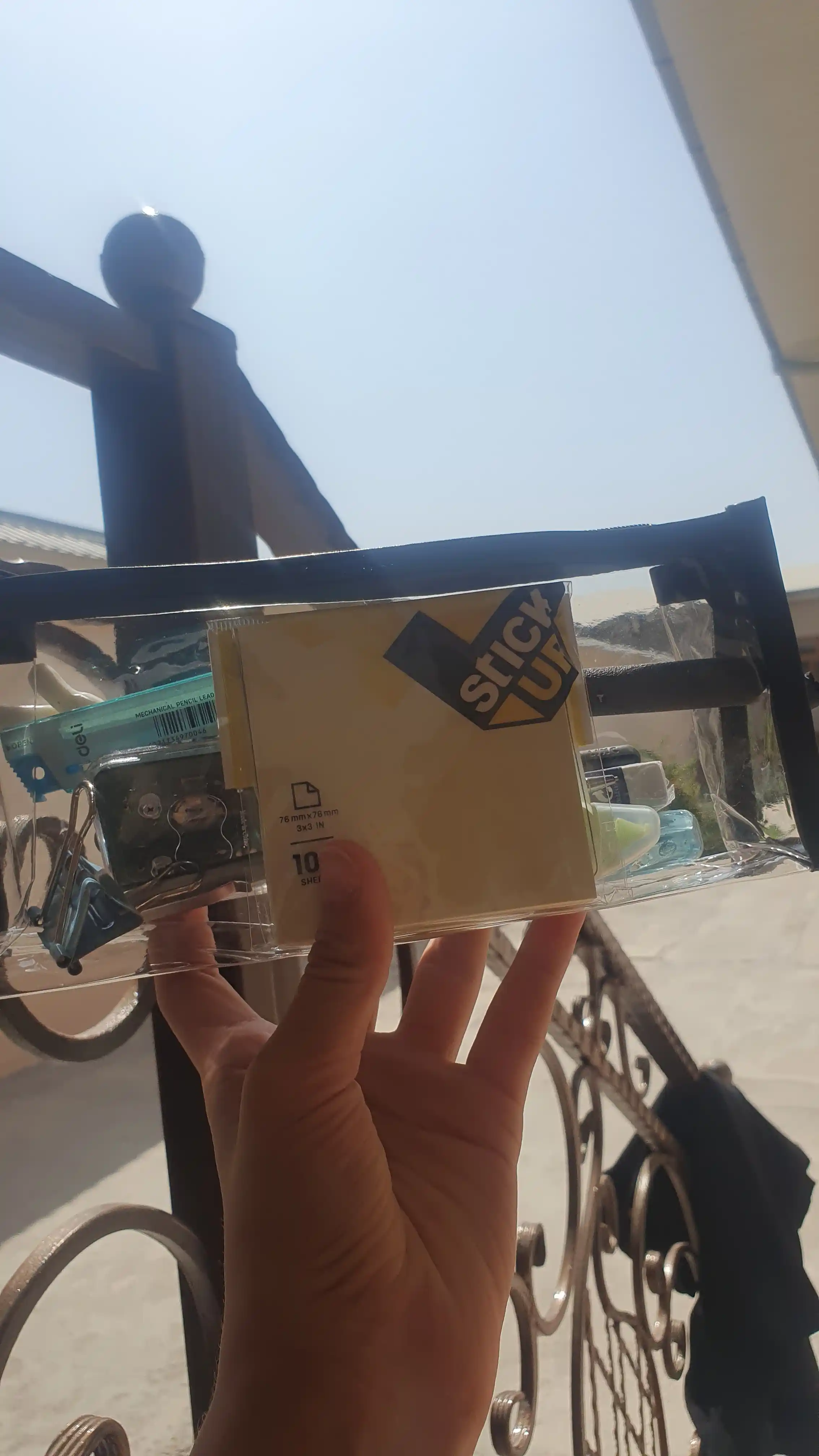 Самоклеящаяся бумага, стикеры Deli 352, 76 * 76 мм, EA00352