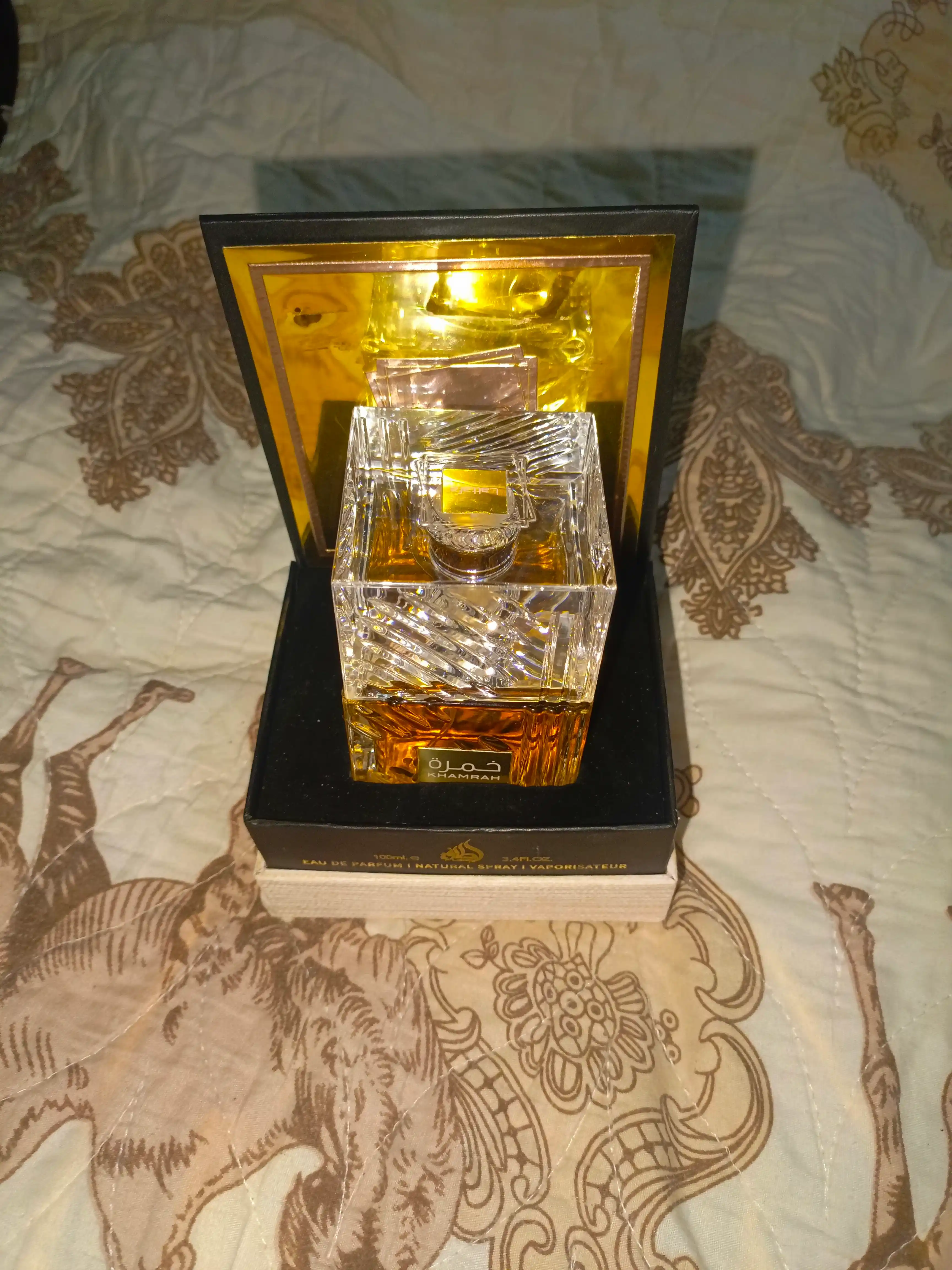 Парфюмерная вода унисекс "Khamrah", Lattafa Perfumes, 100 мл