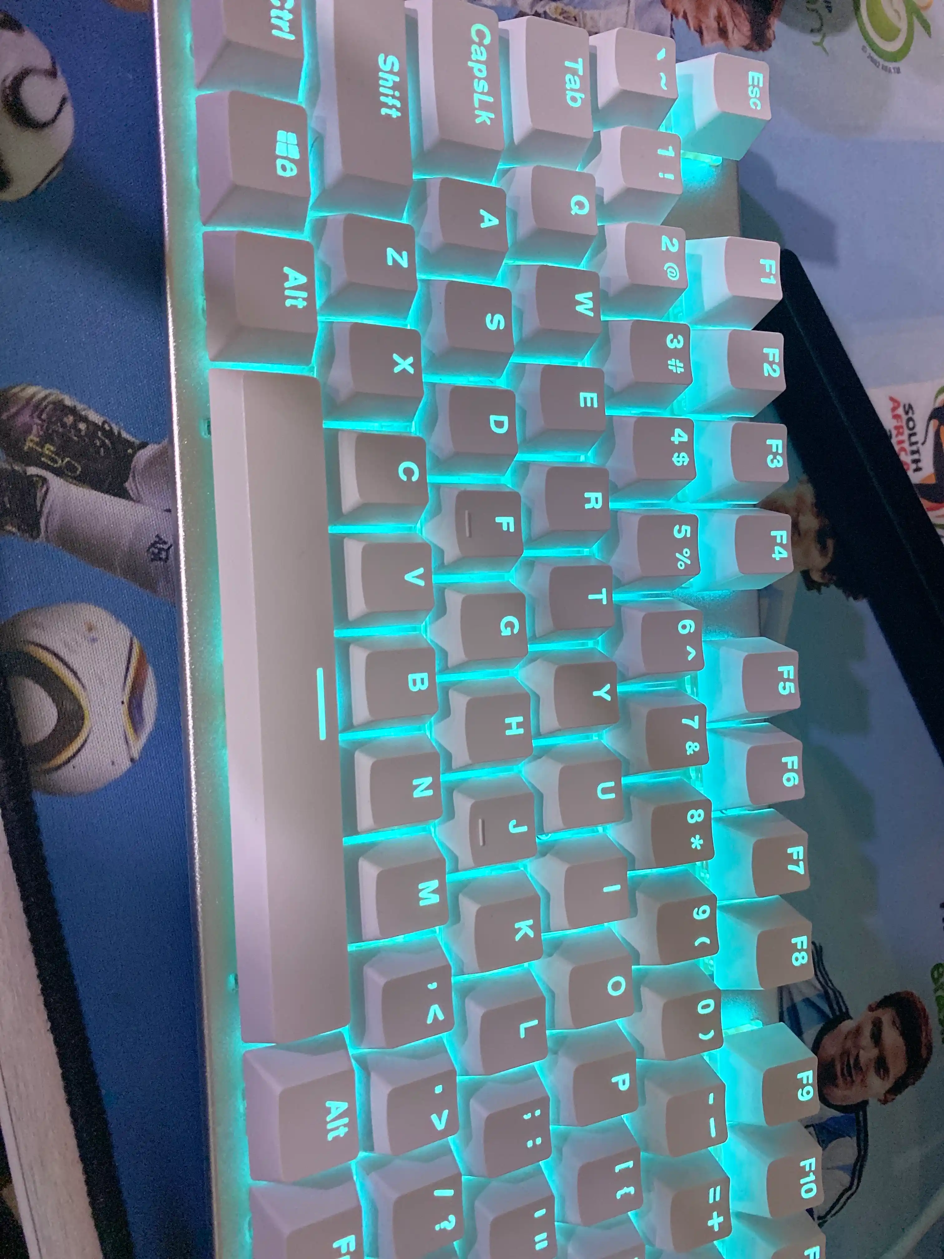 HP GK100F, HP GK200 White mexanik, RGB yoritgichli, o‘yin klaviaturasi