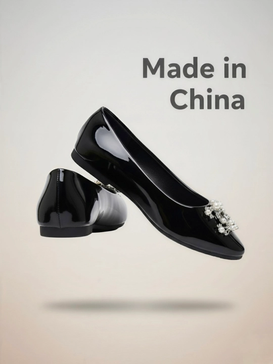 Lakli, marvarid va strazlar bilan bezatilgan ayollar baletkalari