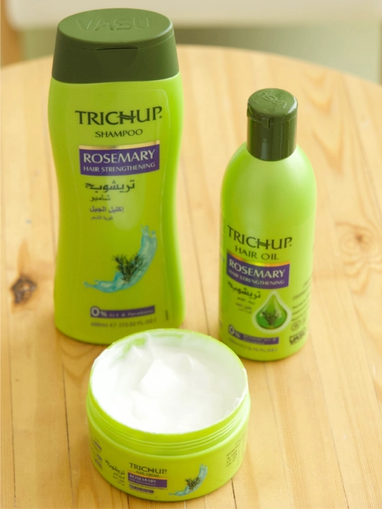 O‘tli shampun Trichup Herbal Shampoo Rosemary, 400 ml,o‘sish,yaltiroqlik va yangilik uchun