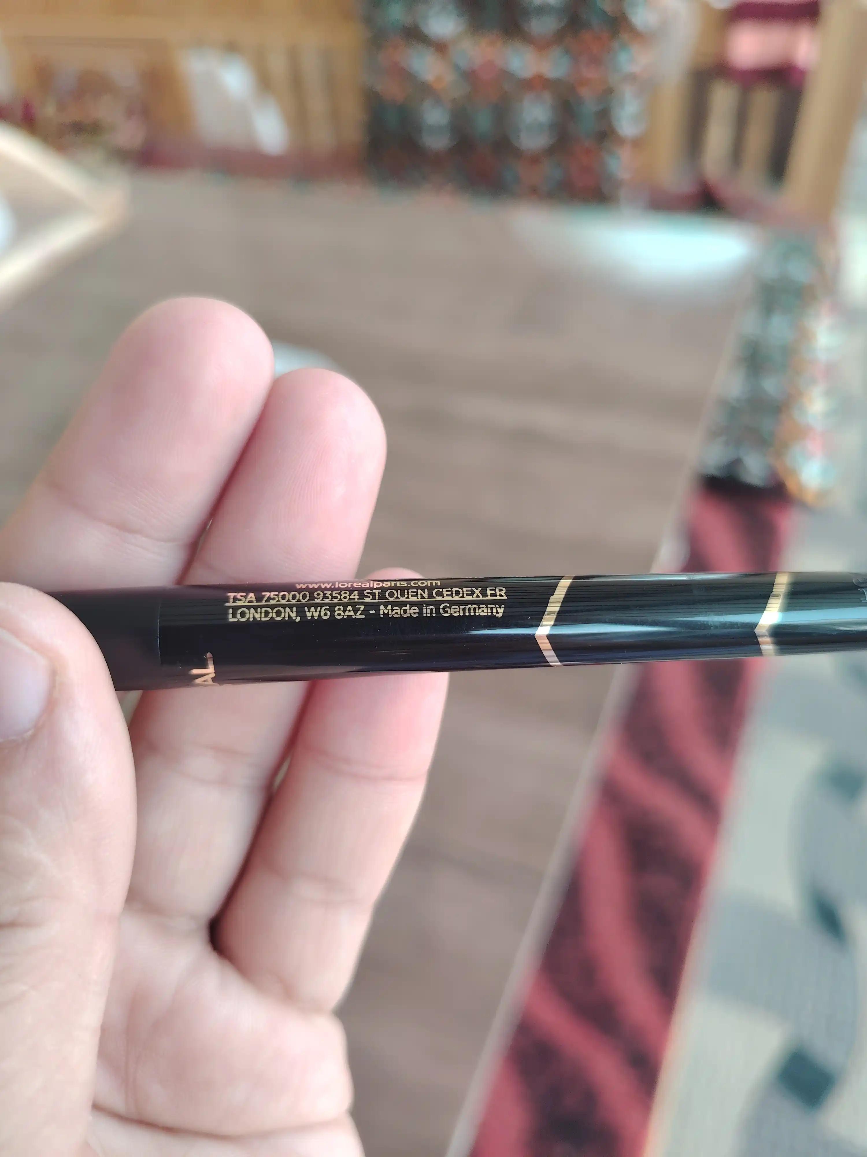 L’Oreal Paris SUPERLINER PERFECT SLIM yupqa applikatorli ko‘z uchun suyuq qoplama, to‘q qora rangli, 5 g